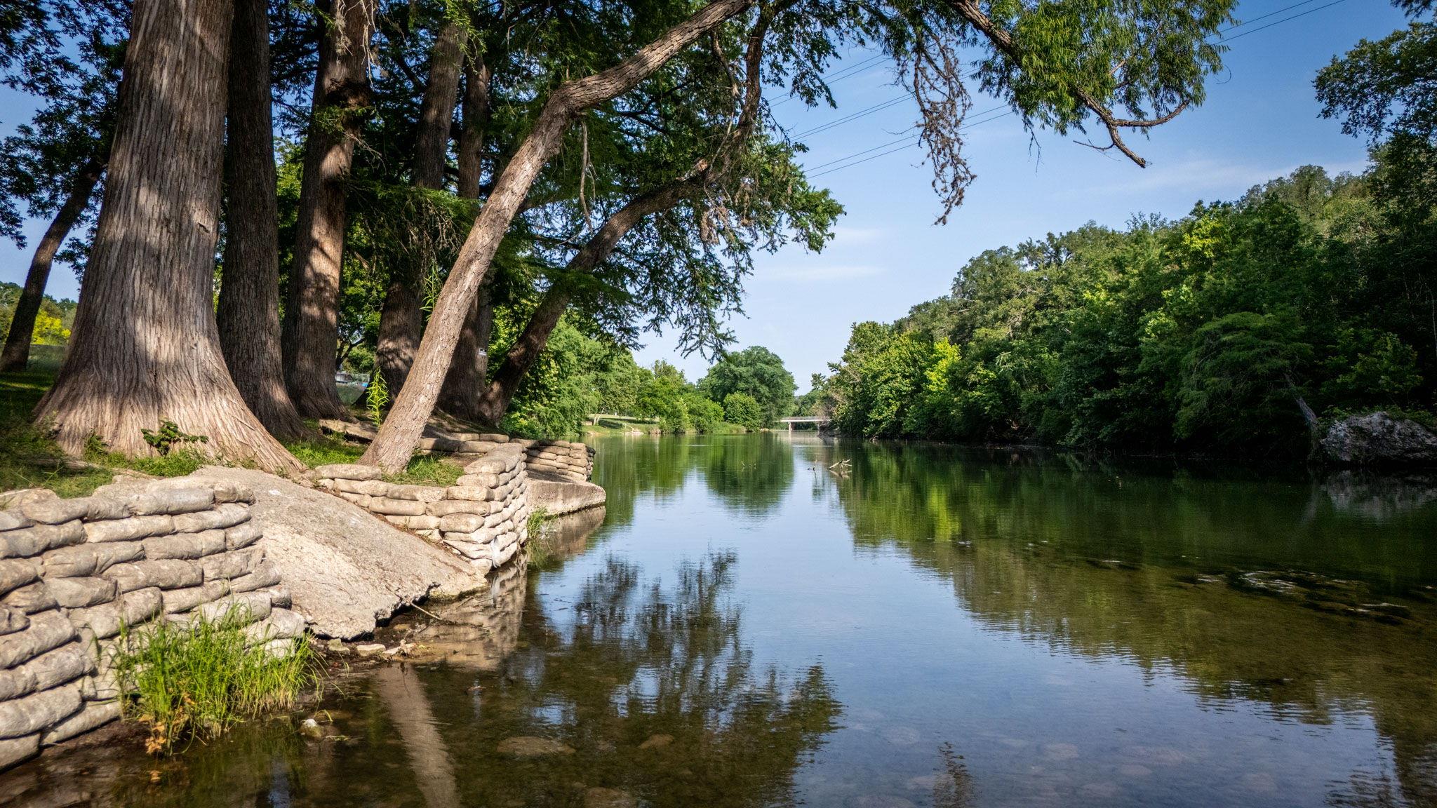 1106 Hillcrest Dr, New Braunfels, TX 78130