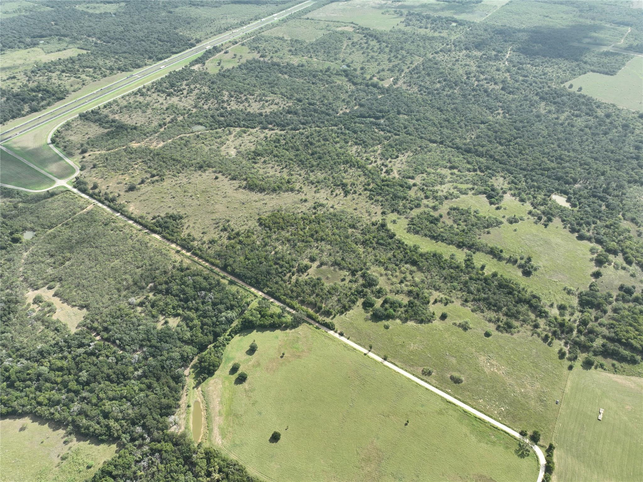 TBD Lot 7 CR 424 Rd, Waelder, TX 78629