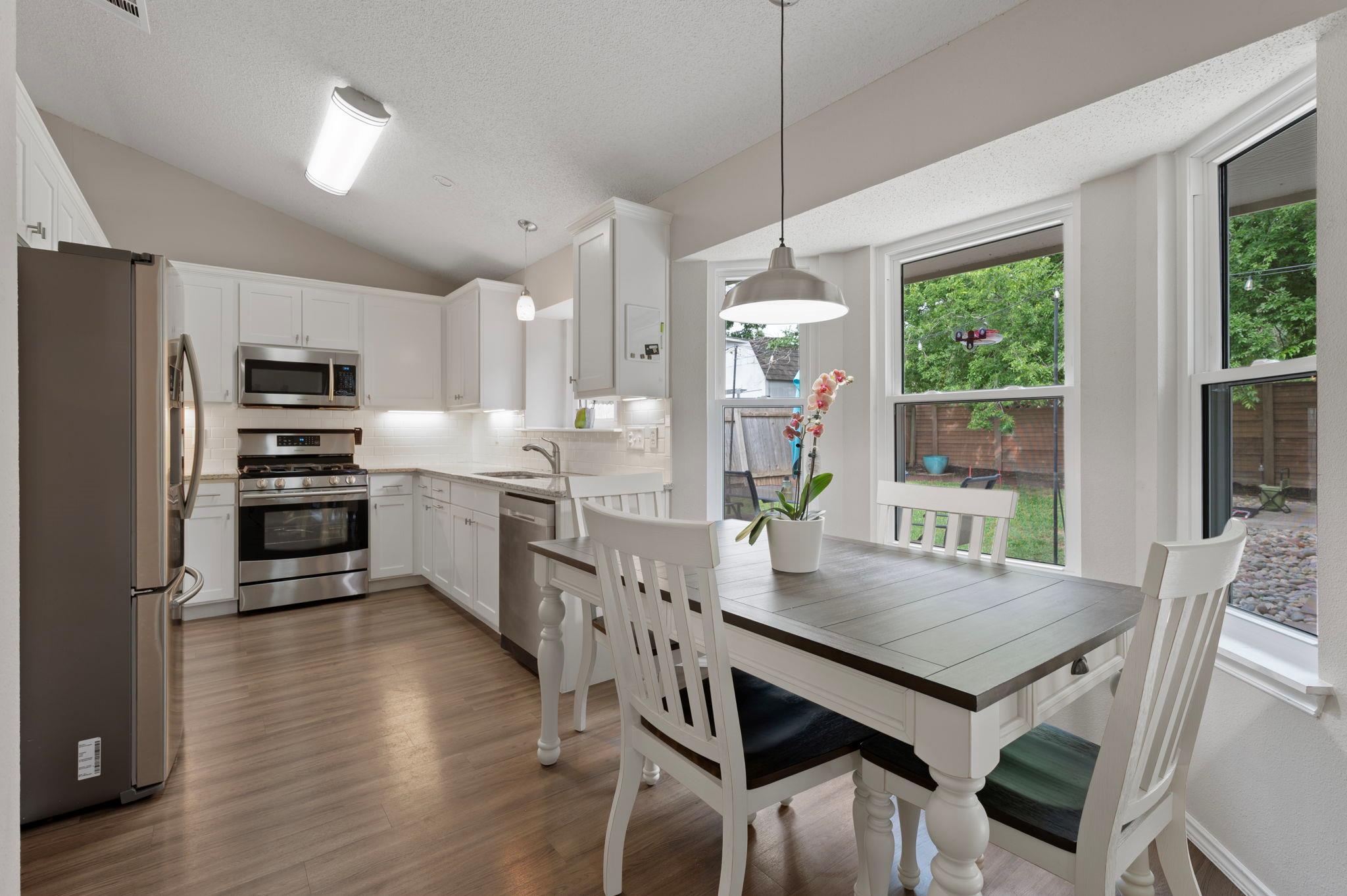 1608 White Oak Loop, Round Rock, TX 78681