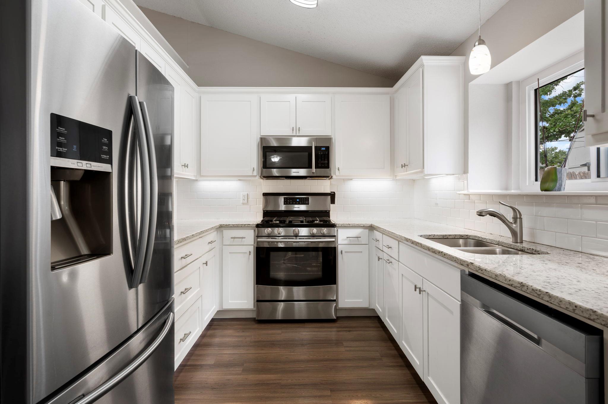 1608 White Oak Loop, Round Rock, TX 78681