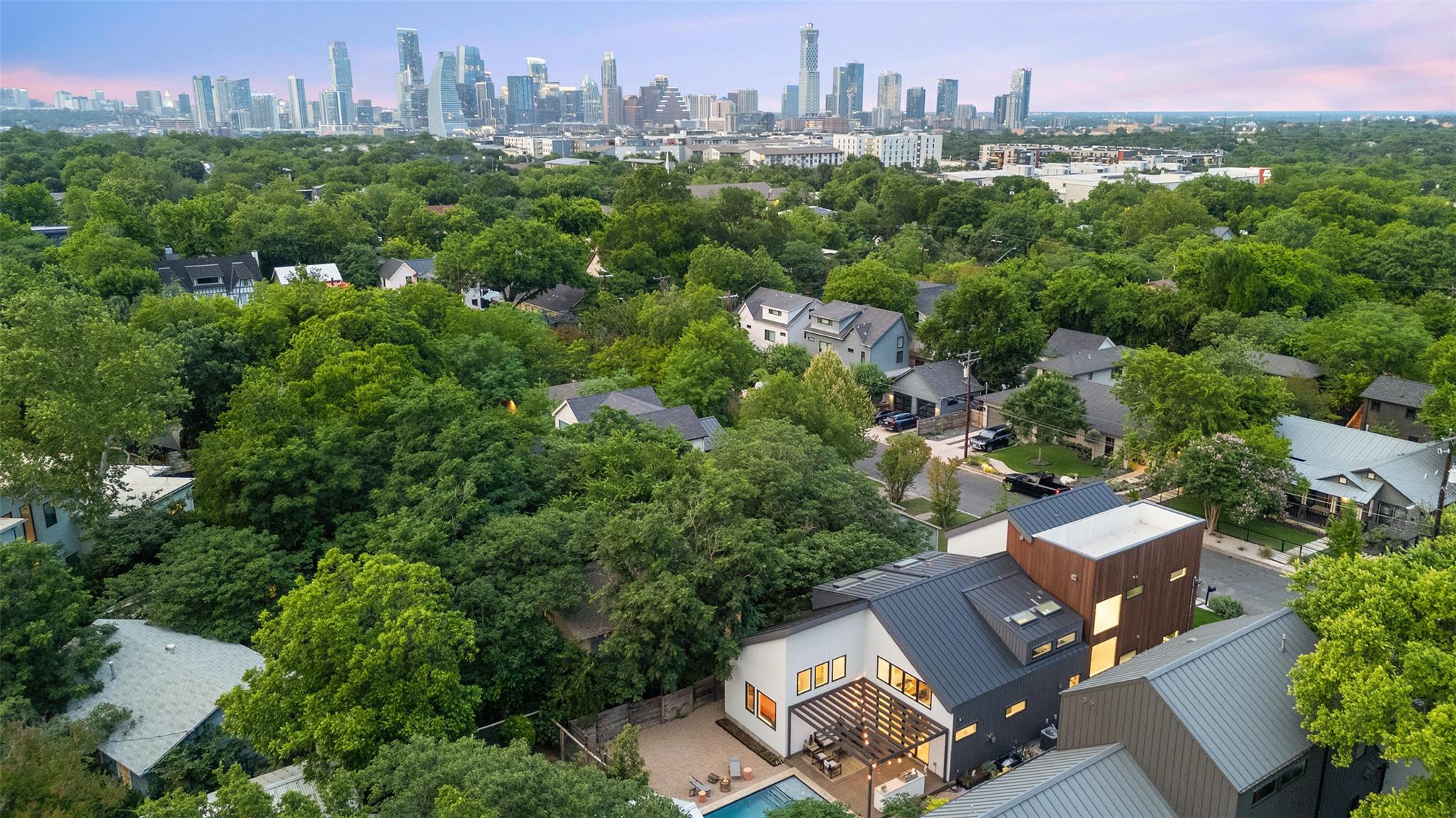 2010 Oxford Ave, Austin, TX 78704