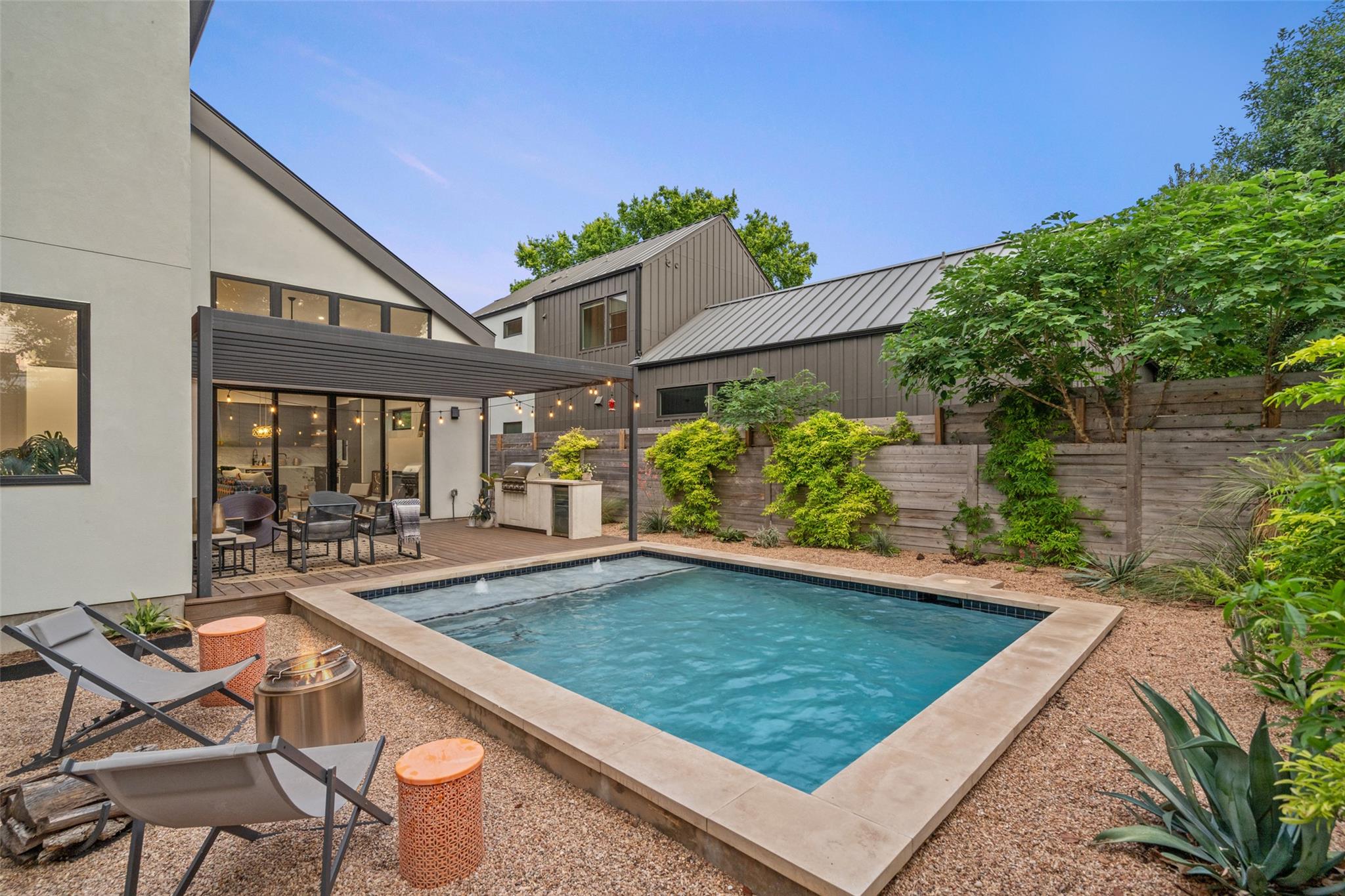 2010 Oxford Ave, Austin, TX 78704