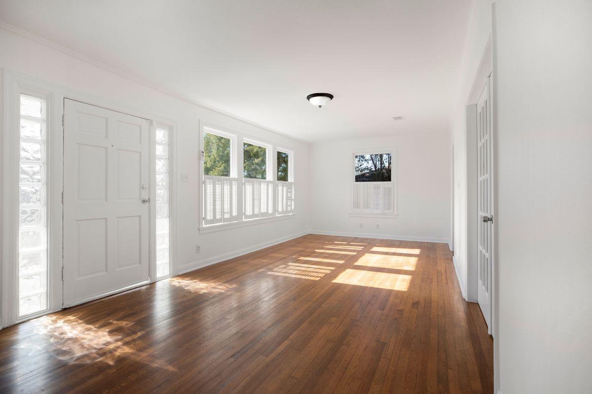 1704 Northwood Rd, Austin, TX 78703