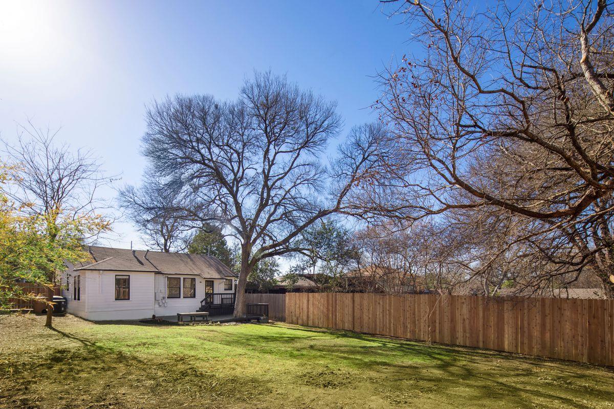 1704 Northwood Rd, Austin, TX 78703