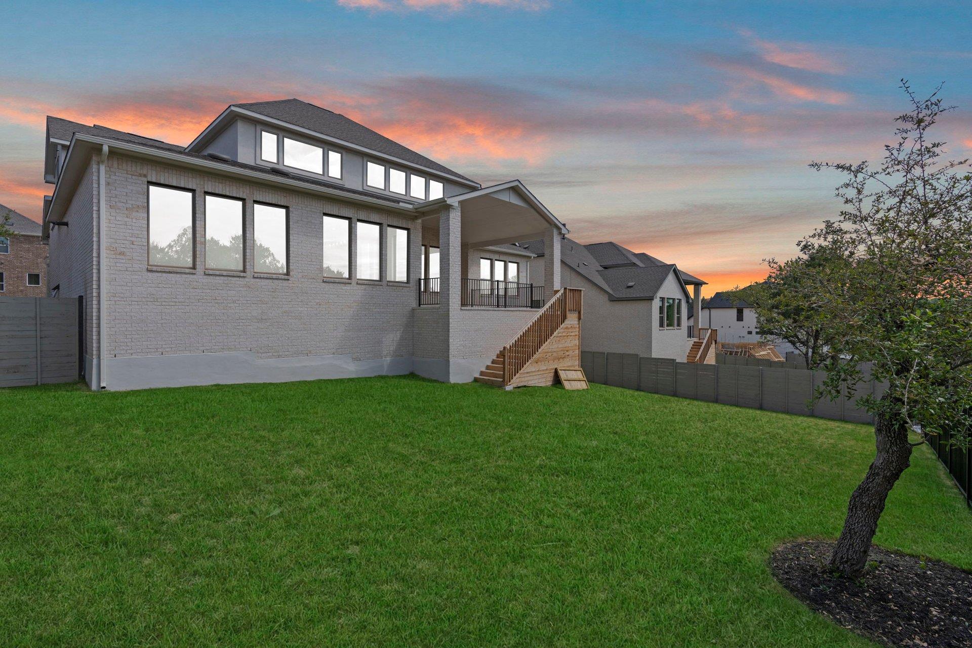 1904 Crimson Sunset Dr, Georgetown, TX 78628