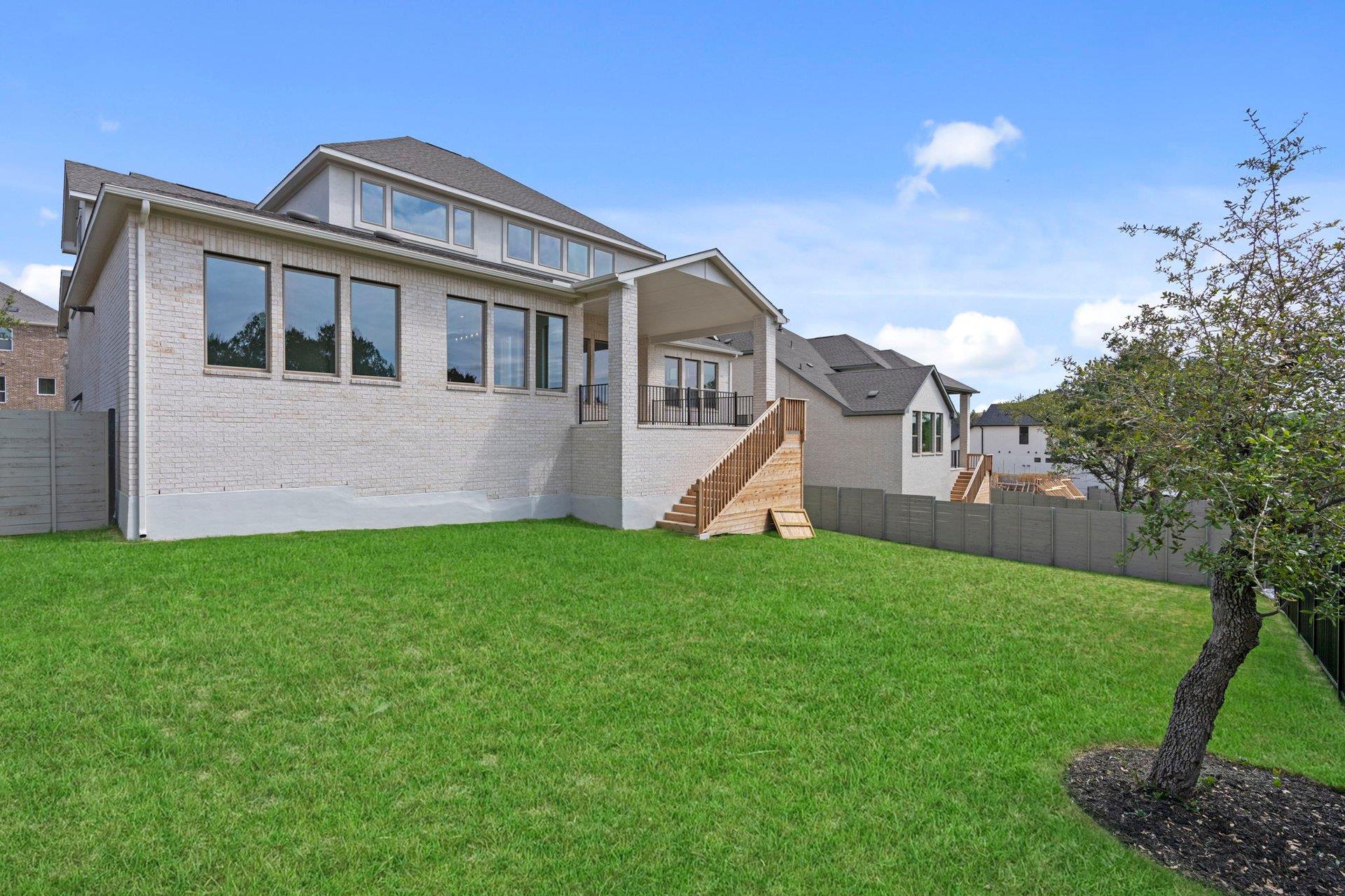 1904 Crimson Sunset Dr, Georgetown, TX 78628