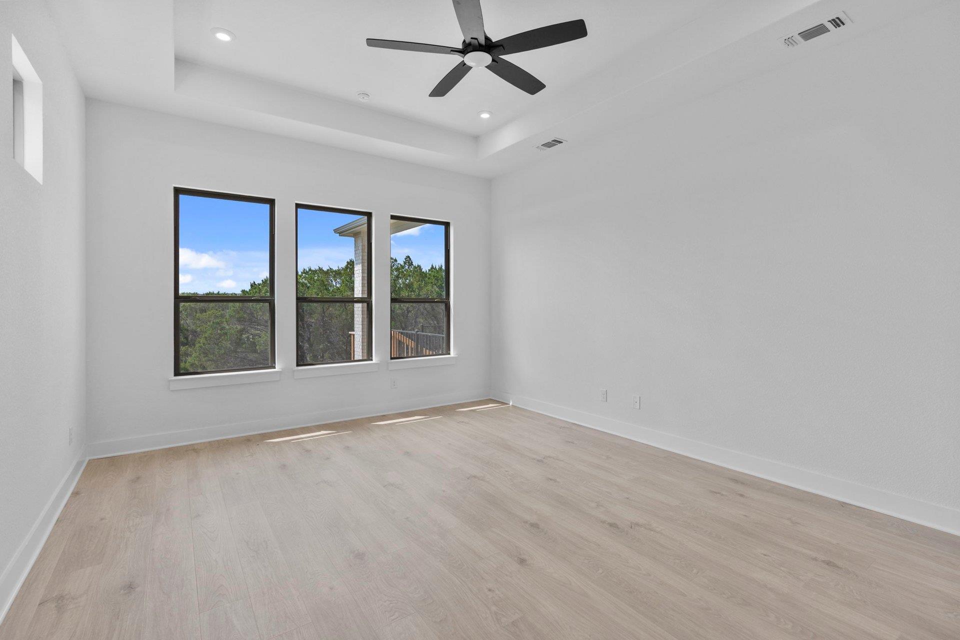 1904 Crimson Sunset Dr, Georgetown, TX 78628