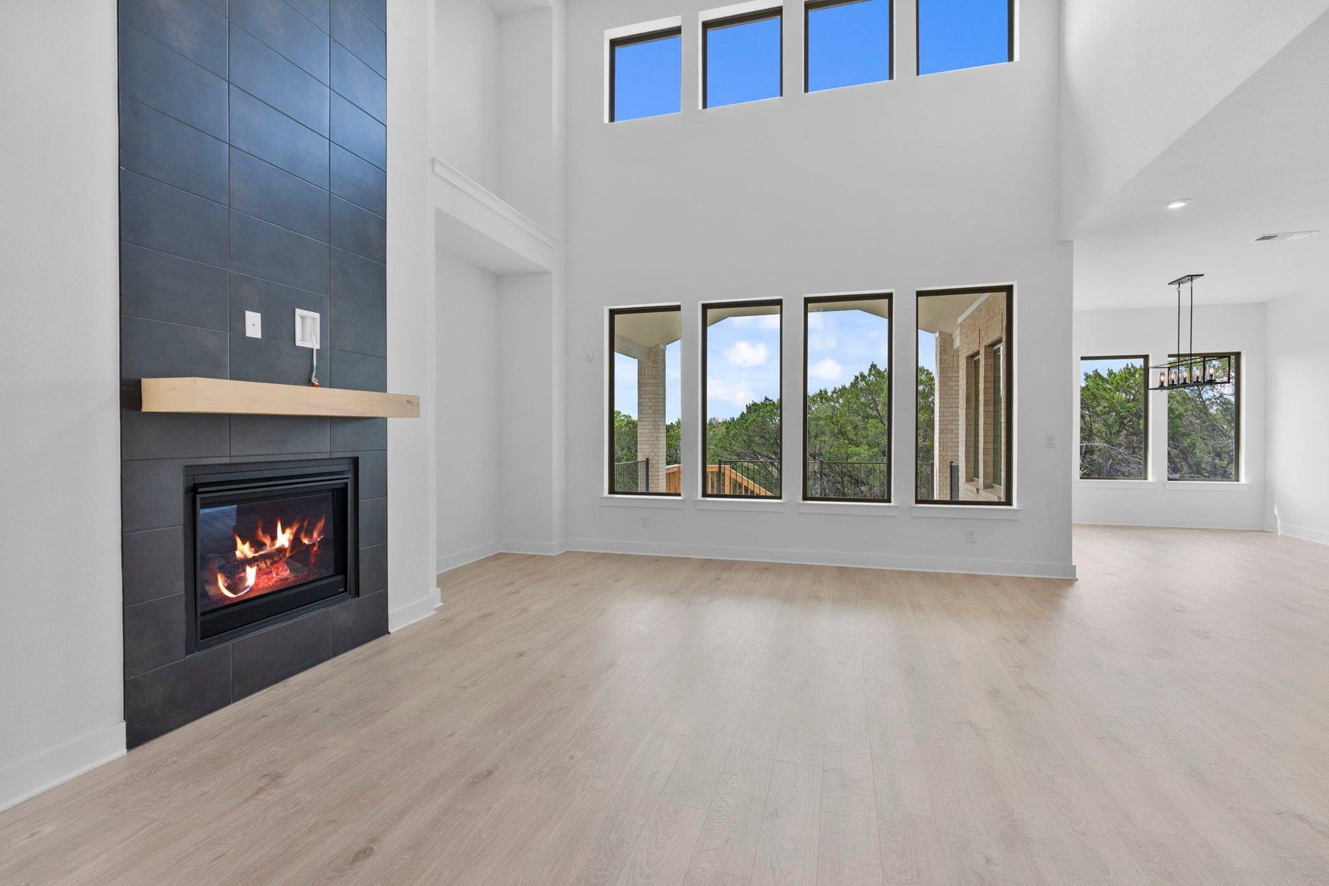 1904 Crimson Sunset Dr, Georgetown, TX 78628