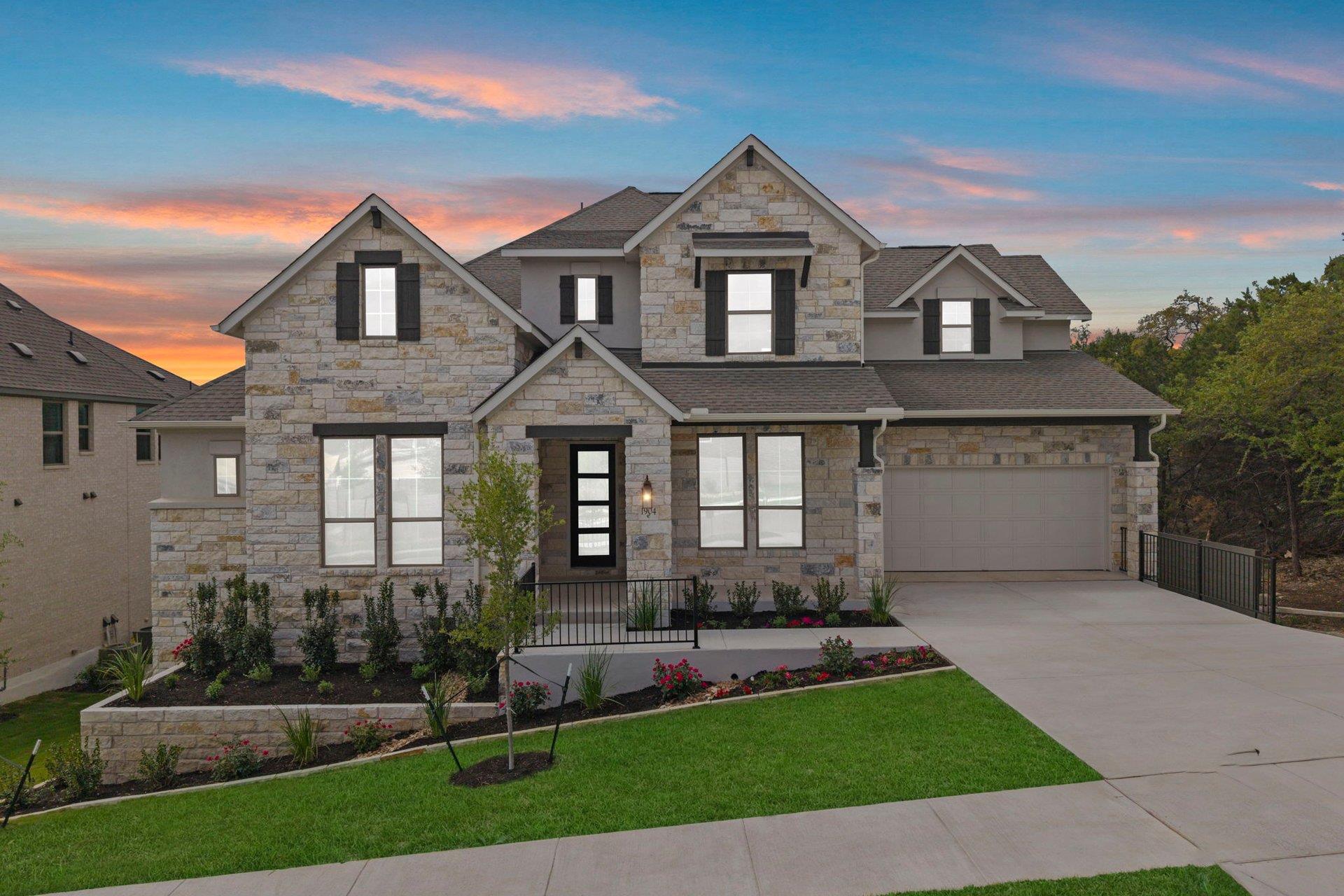 1904 Crimson Sunset Dr, Georgetown, TX 78628