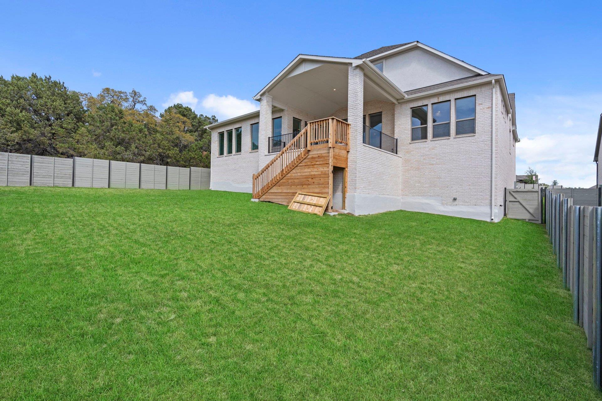 1904 Crimson Sunset Dr, Georgetown, TX 78628