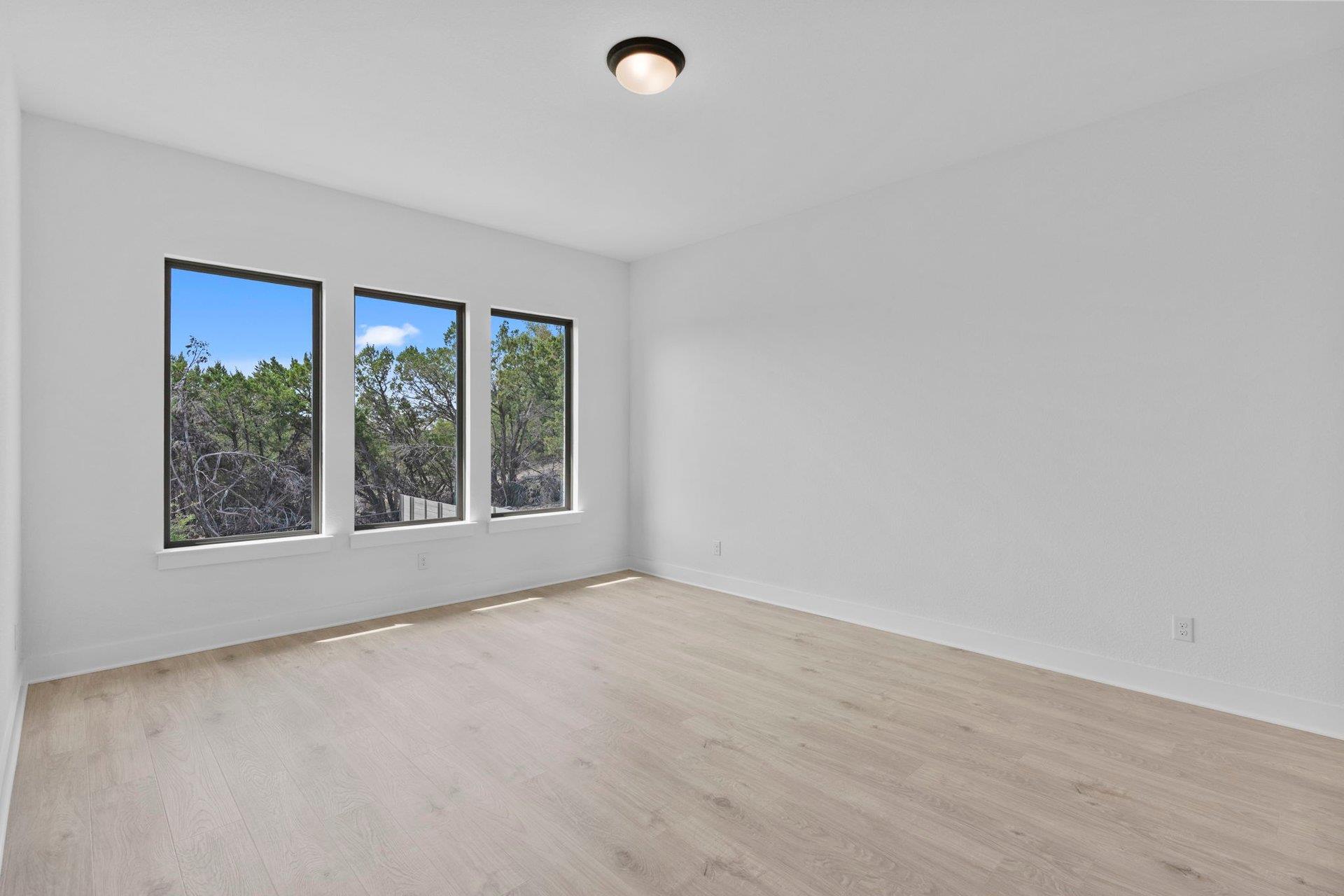 1904 Crimson Sunset Dr, Georgetown, TX 78628