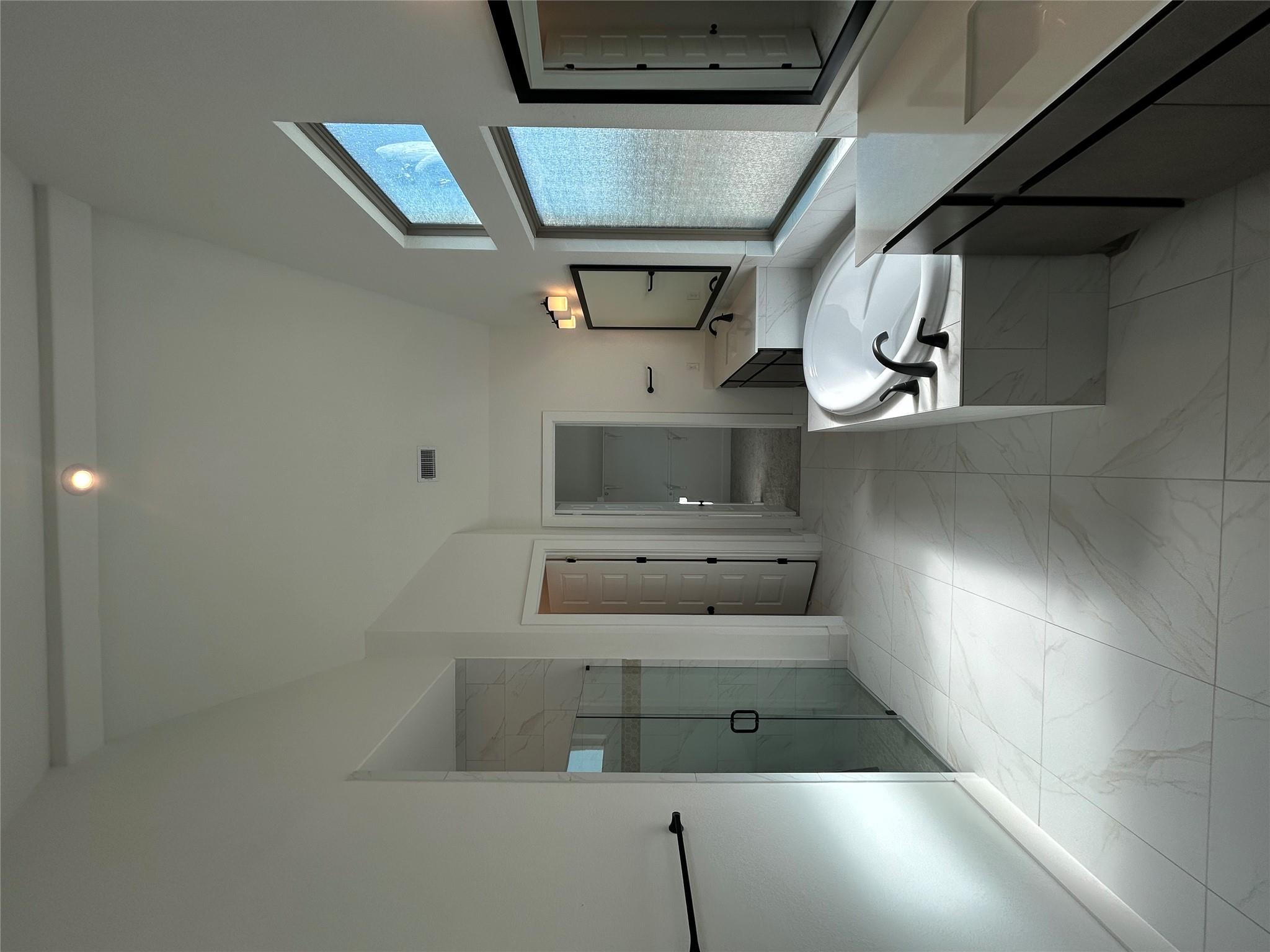 1904 Crimson Sunset Dr, Georgetown, TX 78628