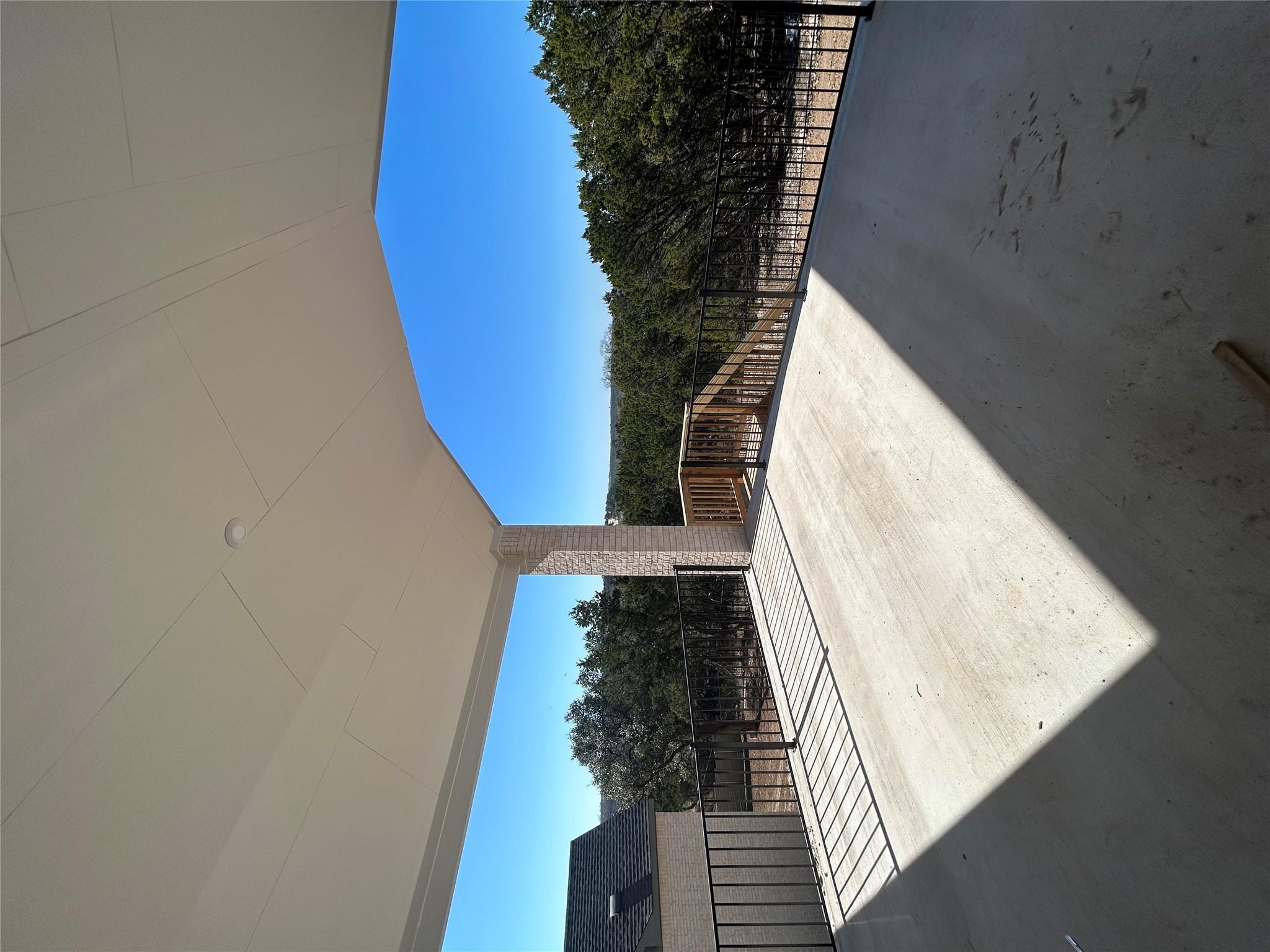 1904 Crimson Sunset Dr, Georgetown, TX 78628