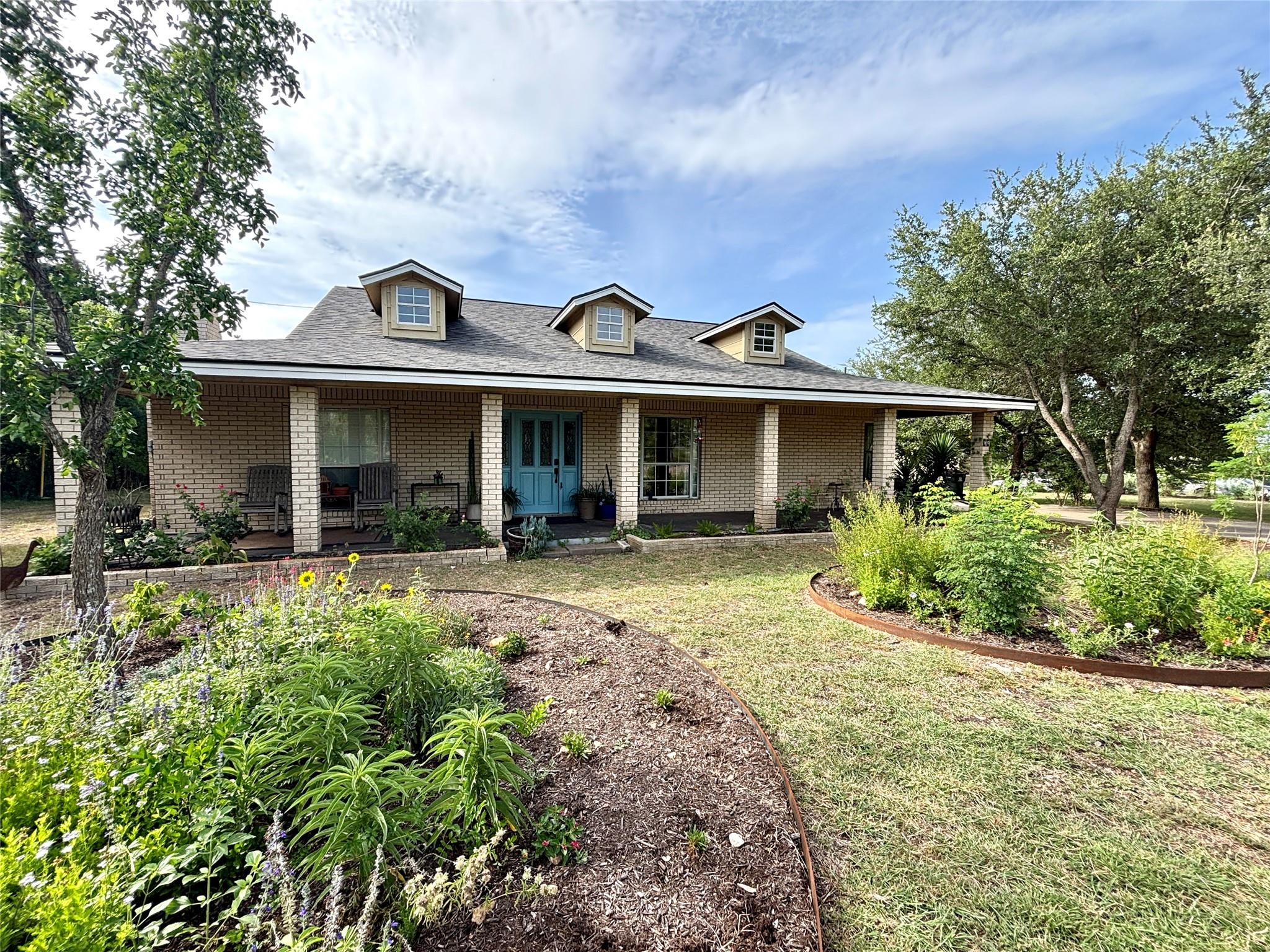 900 Williamson Rd, Kyle, TX 78640