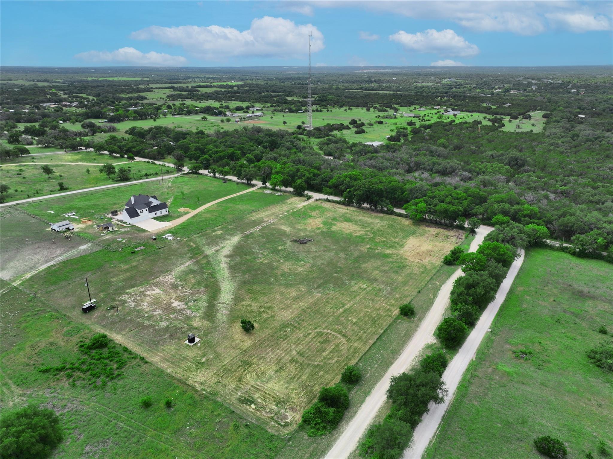 400 County Road 204, Liberty Hill, TX 78642
