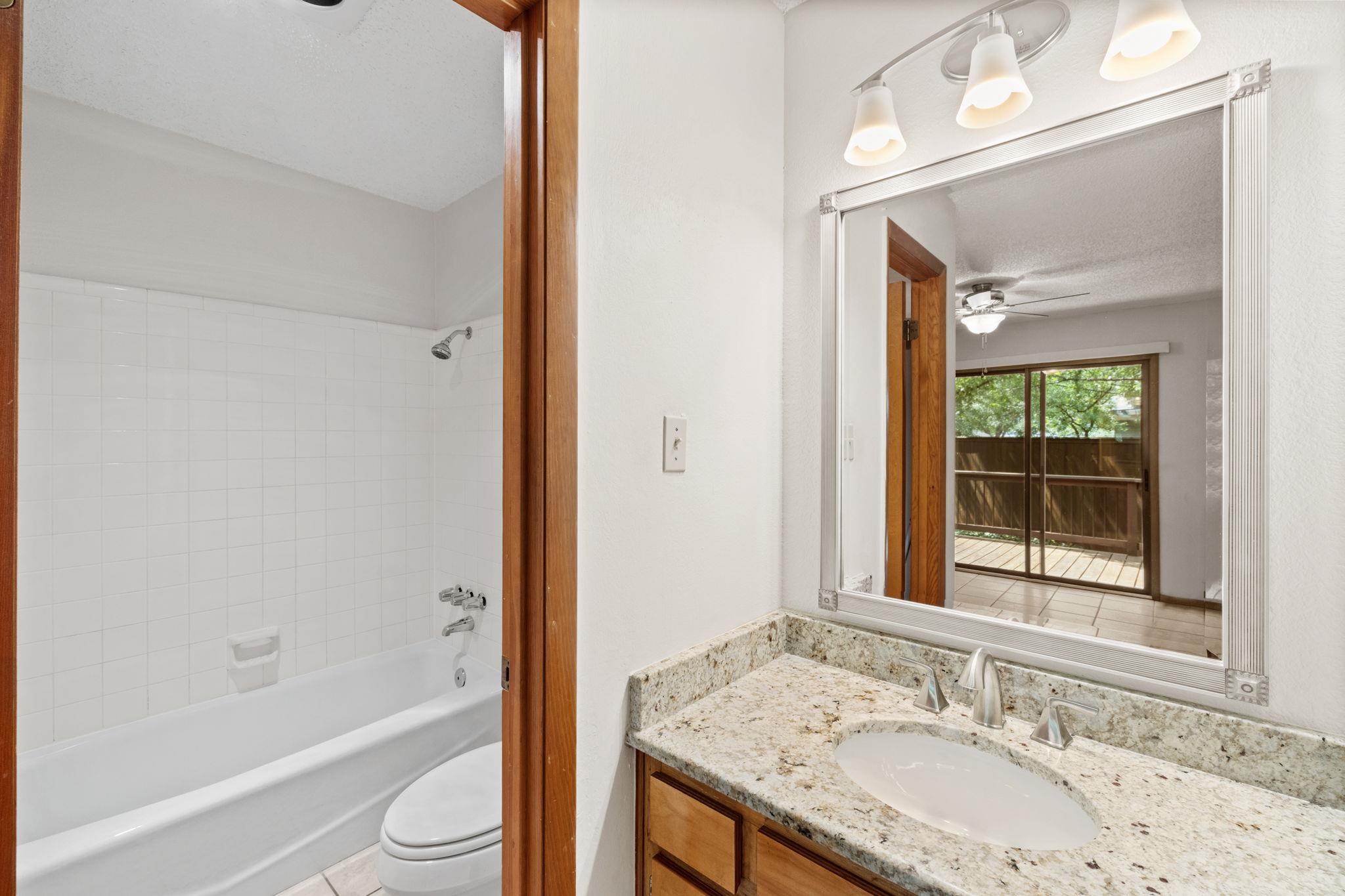 2309 Westoak Dr, Austin, TX 78704