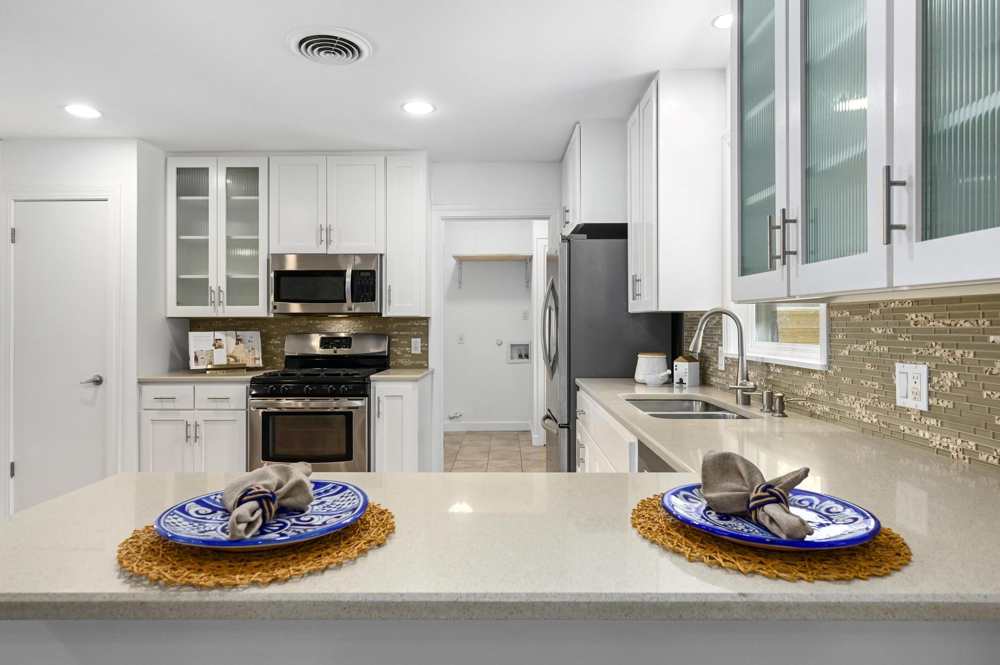 1802 Corona Dr, Austin, TX 78723