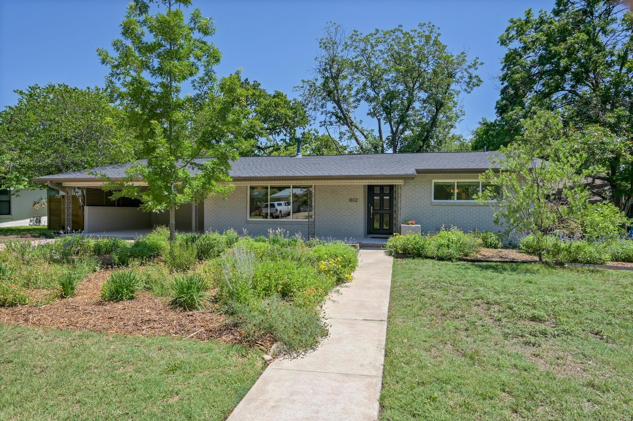 1802 Corona Dr, Austin, TX 78723
