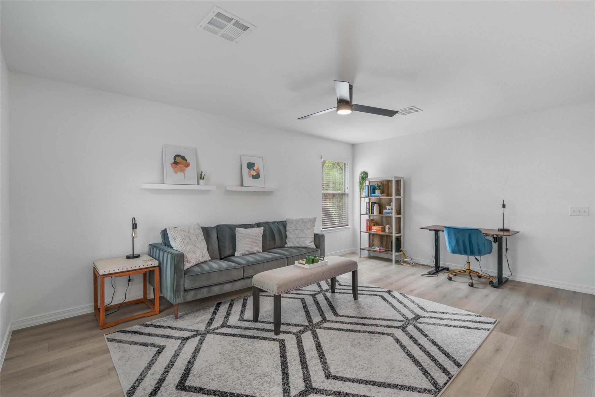 1509 Strickland Dr, Austin, TX 78748