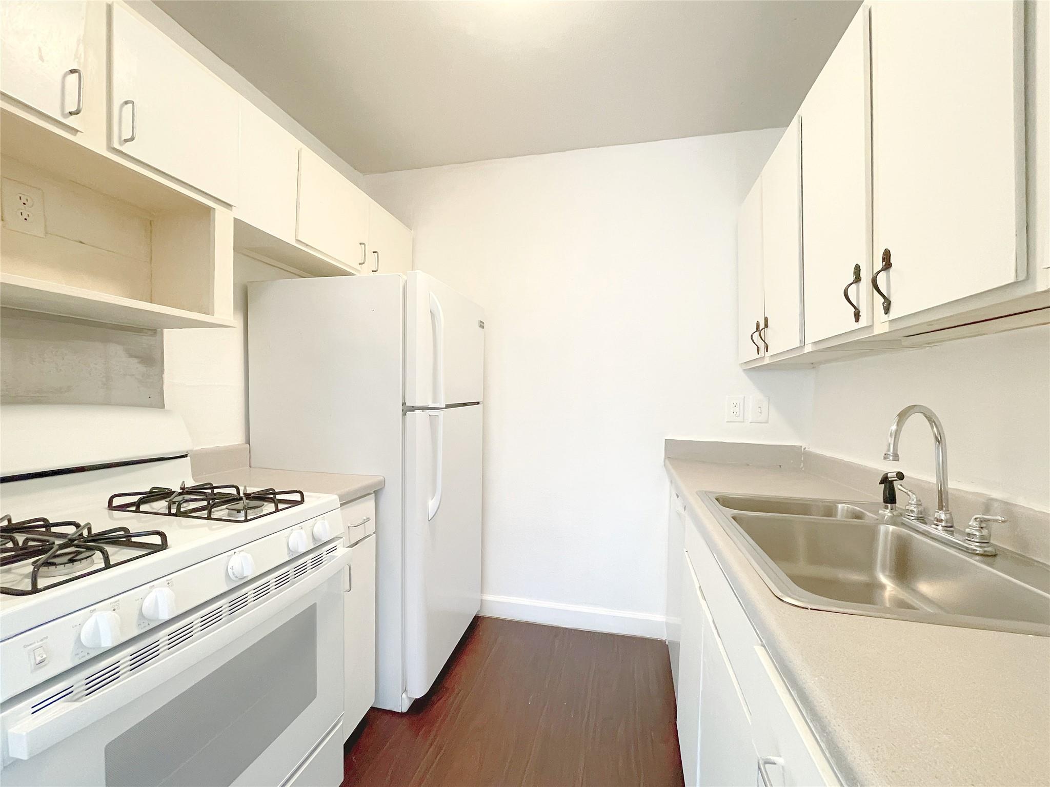 3431 North Hills Dr # 321, Austin, TX 78731