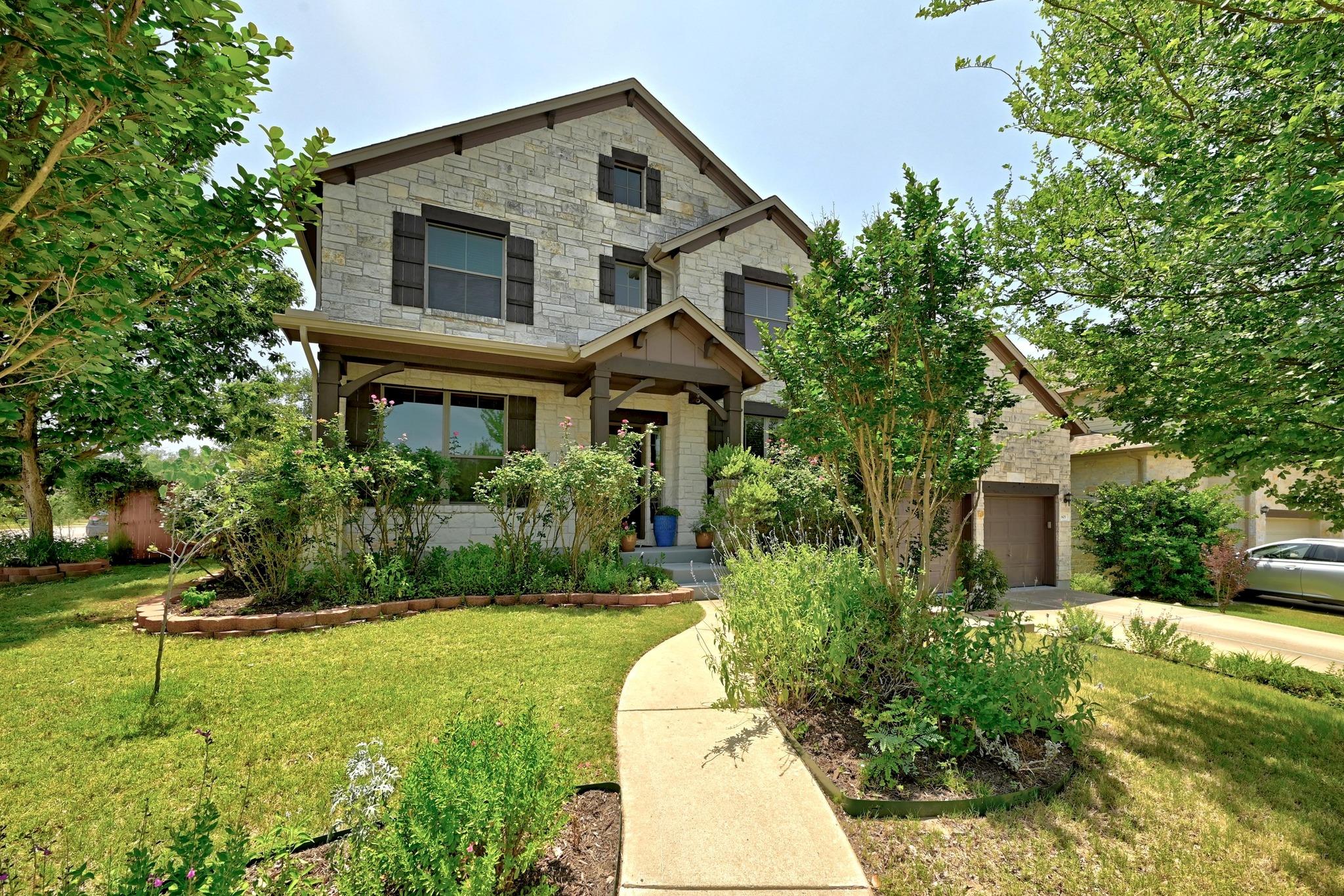601 Harris Dr, Austin, TX 78737
