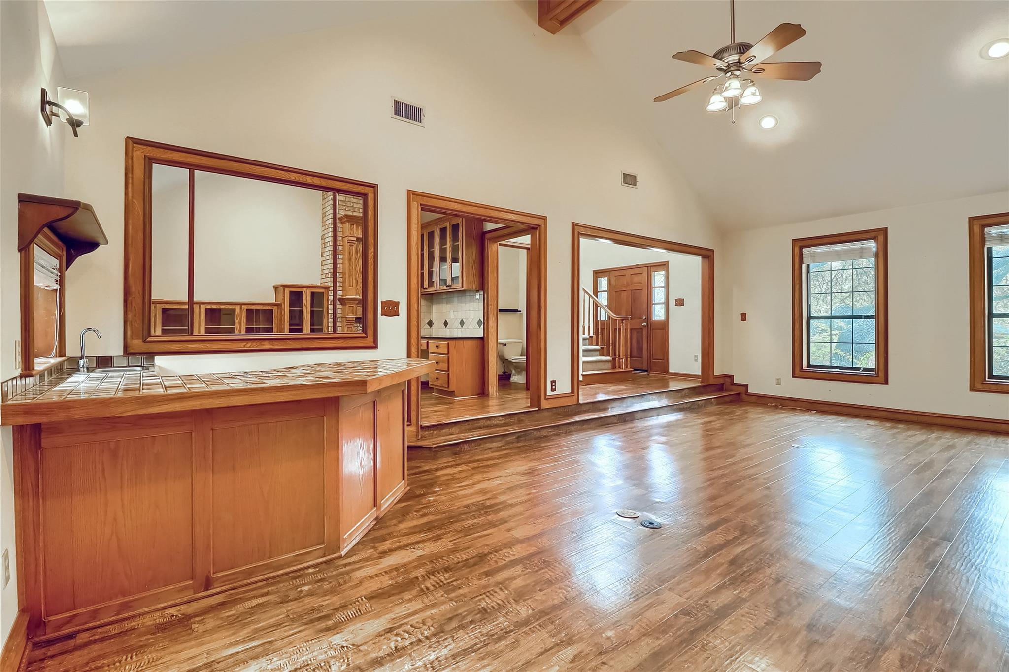 213 Hurst Creek Rd, Lakeway, TX 78734