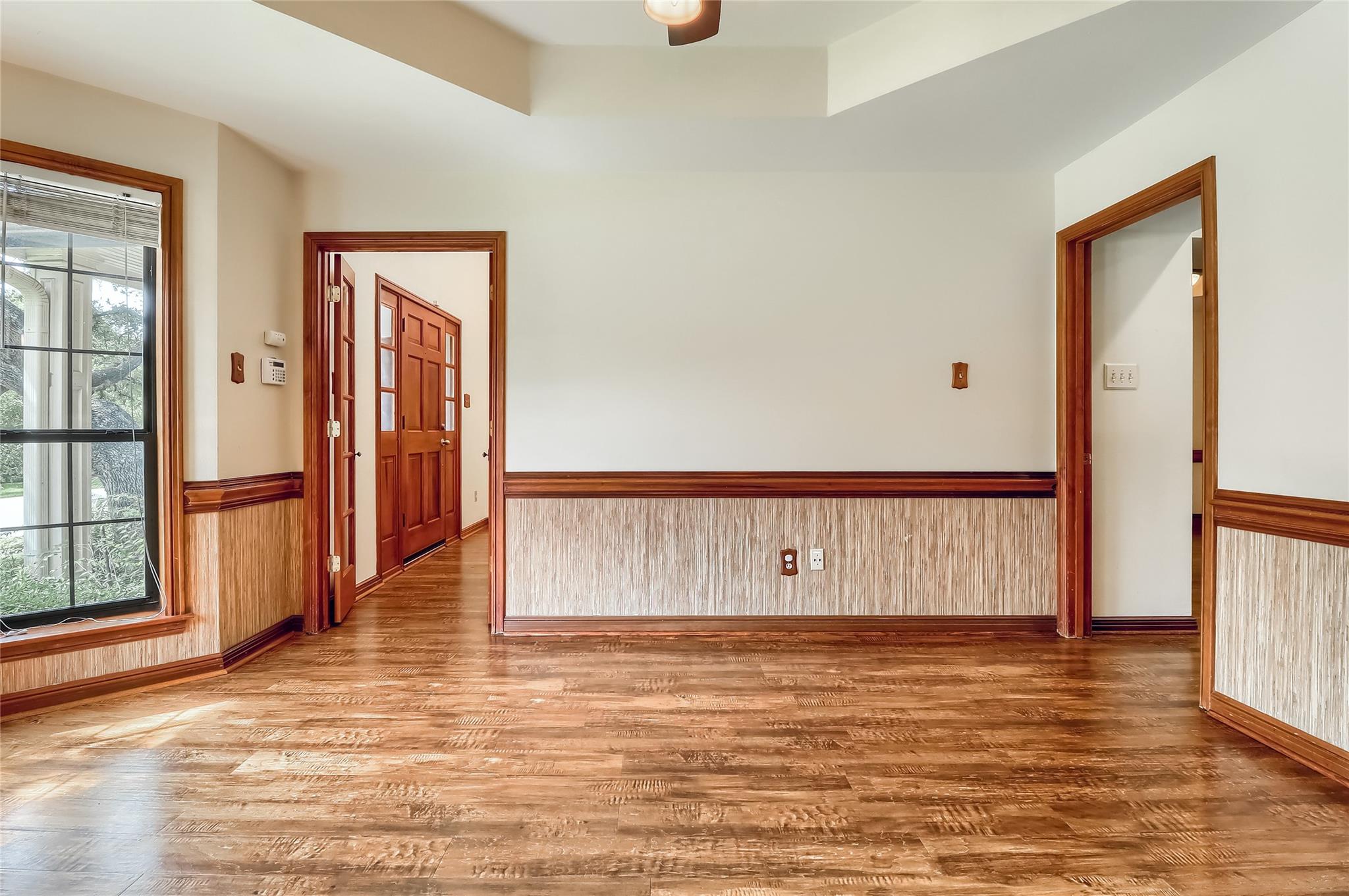 213 Hurst Creek Rd, Lakeway, TX 78734