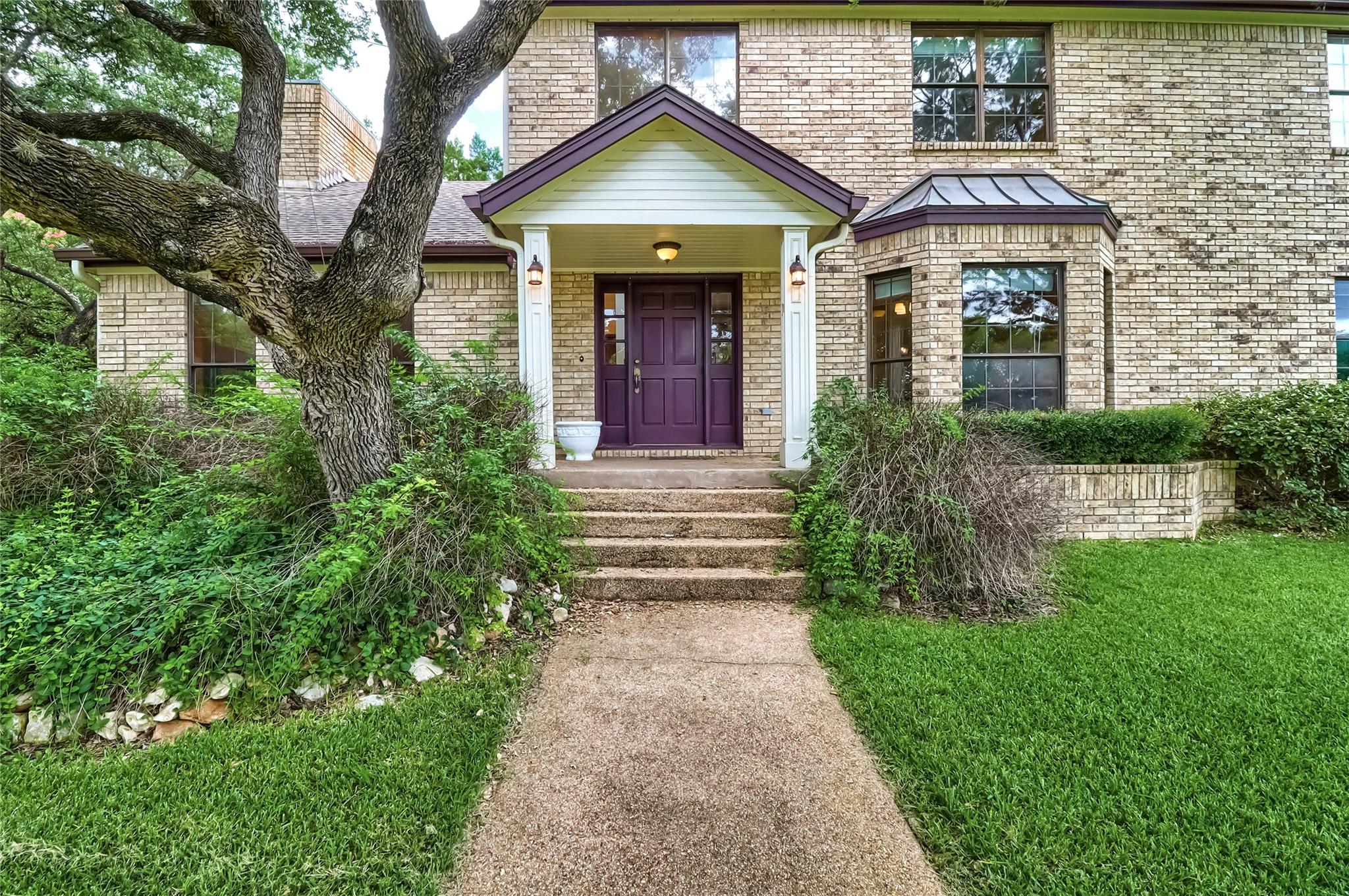 213 Hurst Creek Rd, Lakeway, TX 78734
