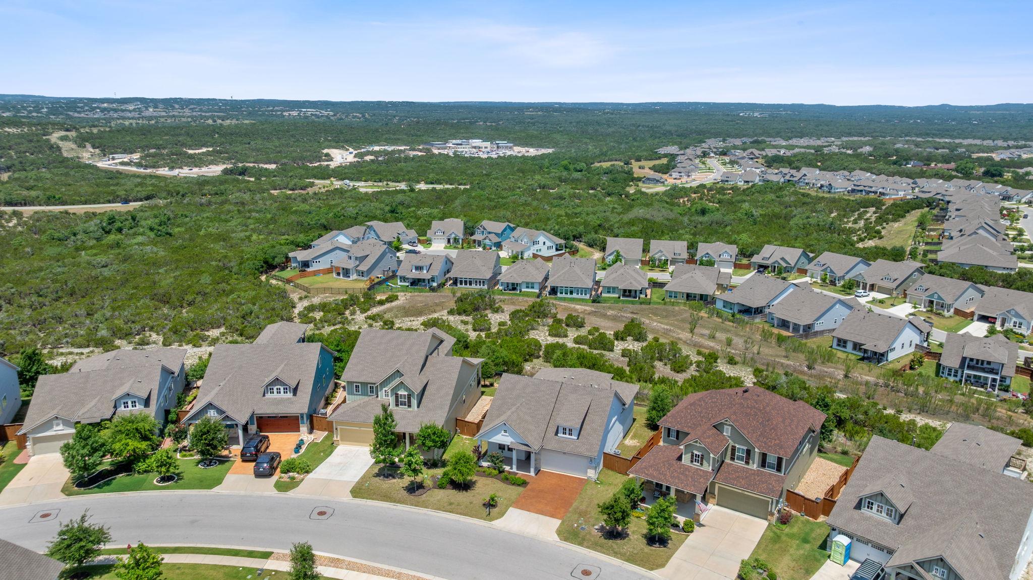425 Dayridge Dr, Dripping Springs, TX 78620