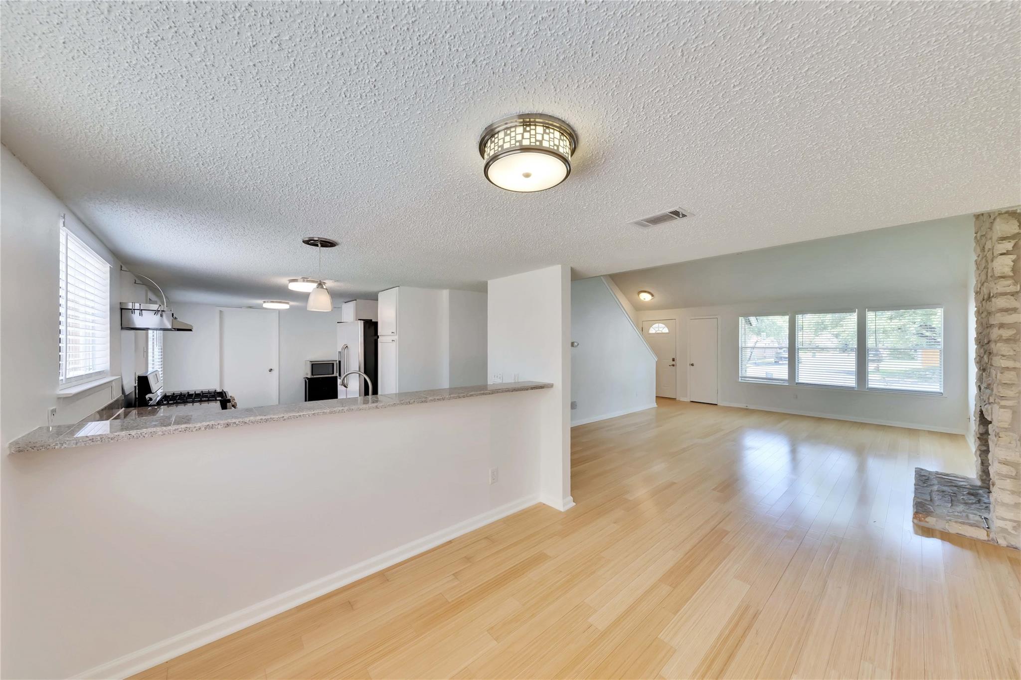 9731 Meadowheath Dr, Austin, TX 78729