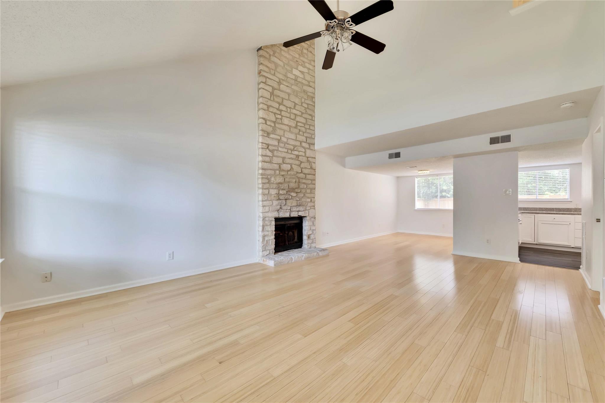 9731 Meadowheath Dr, Austin, TX 78729