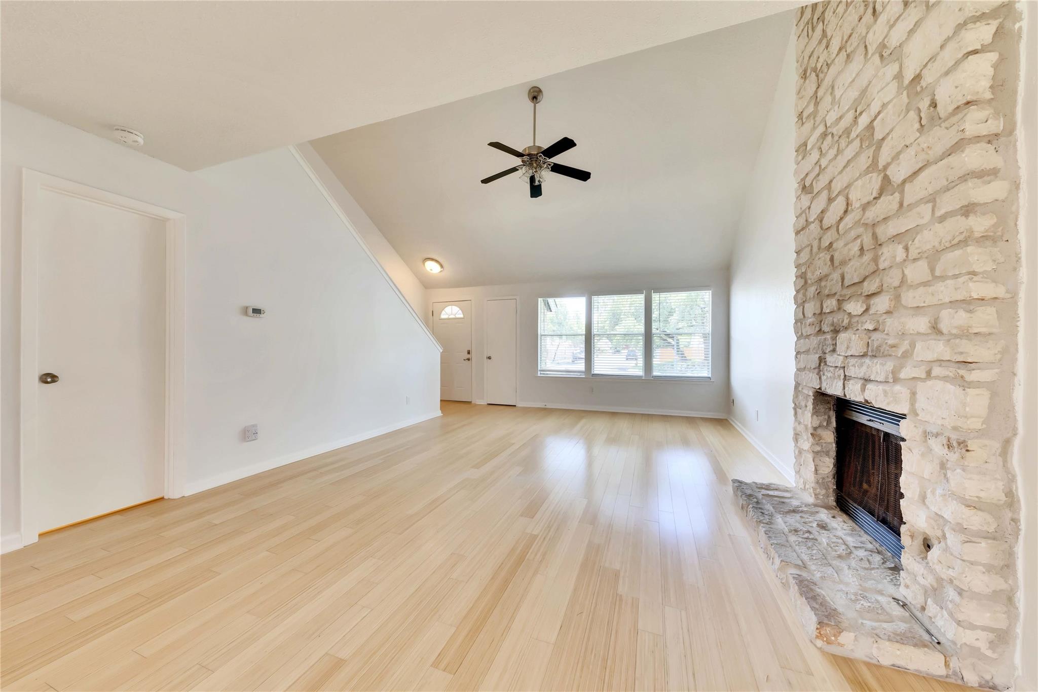 9731 Meadowheath Dr, Austin, TX 78729