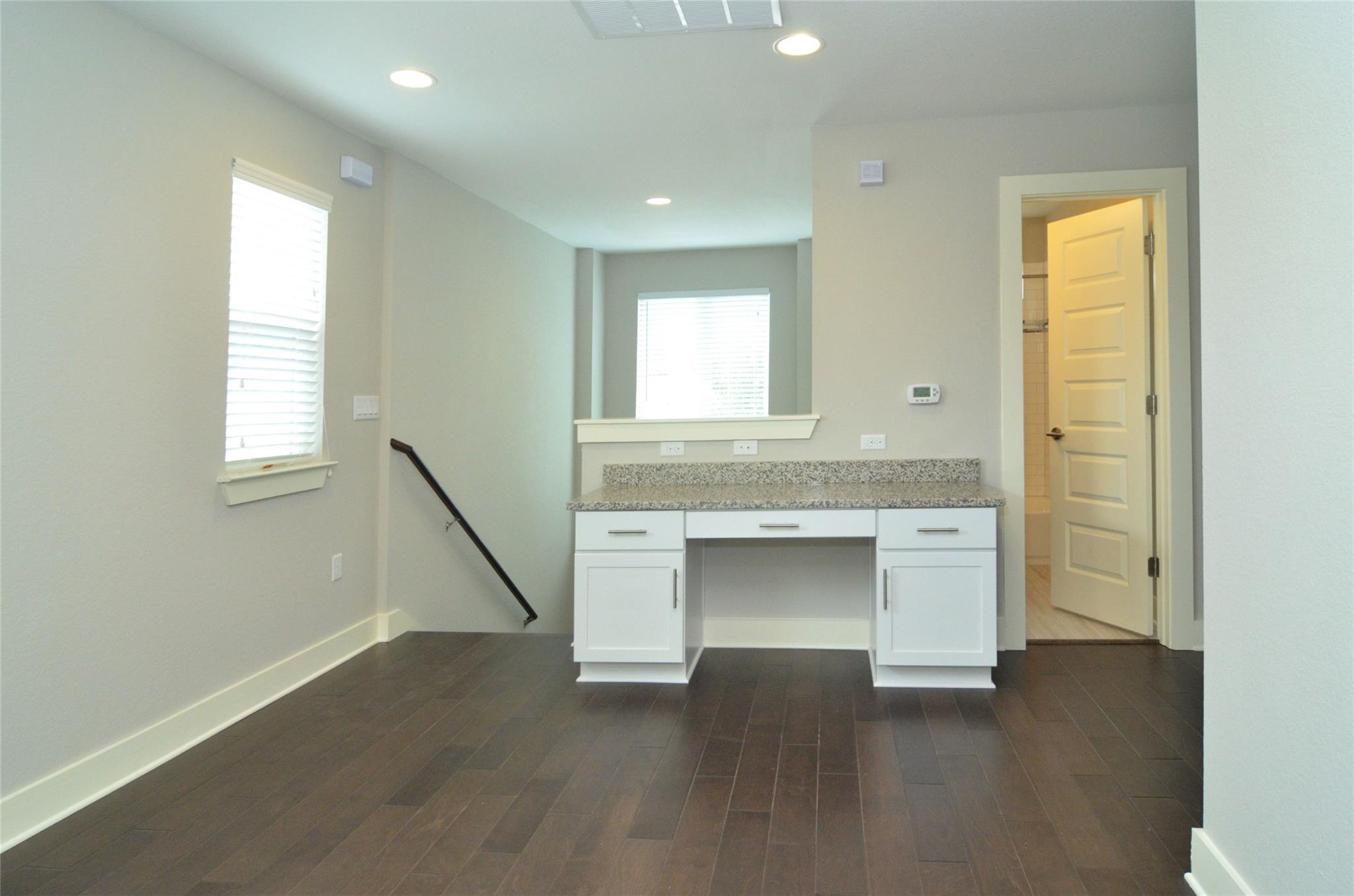 1916 Cleese Dr, Austin, TX 78741