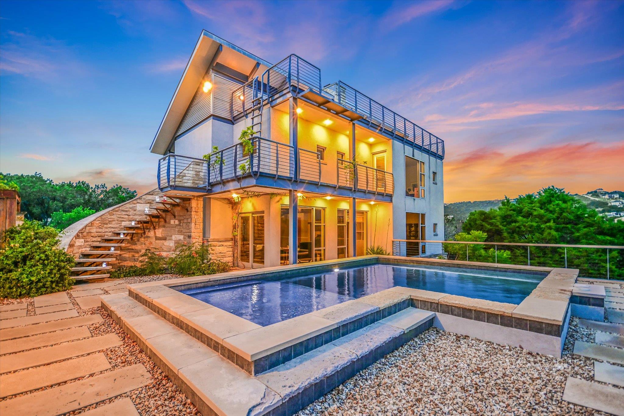 8207 Moon Rise Trl, Jonestown, TX 78645