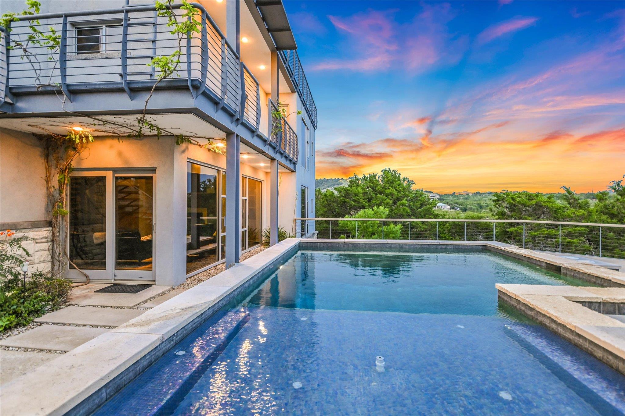 8207 Moon Rise Trl, Jonestown, TX 78645