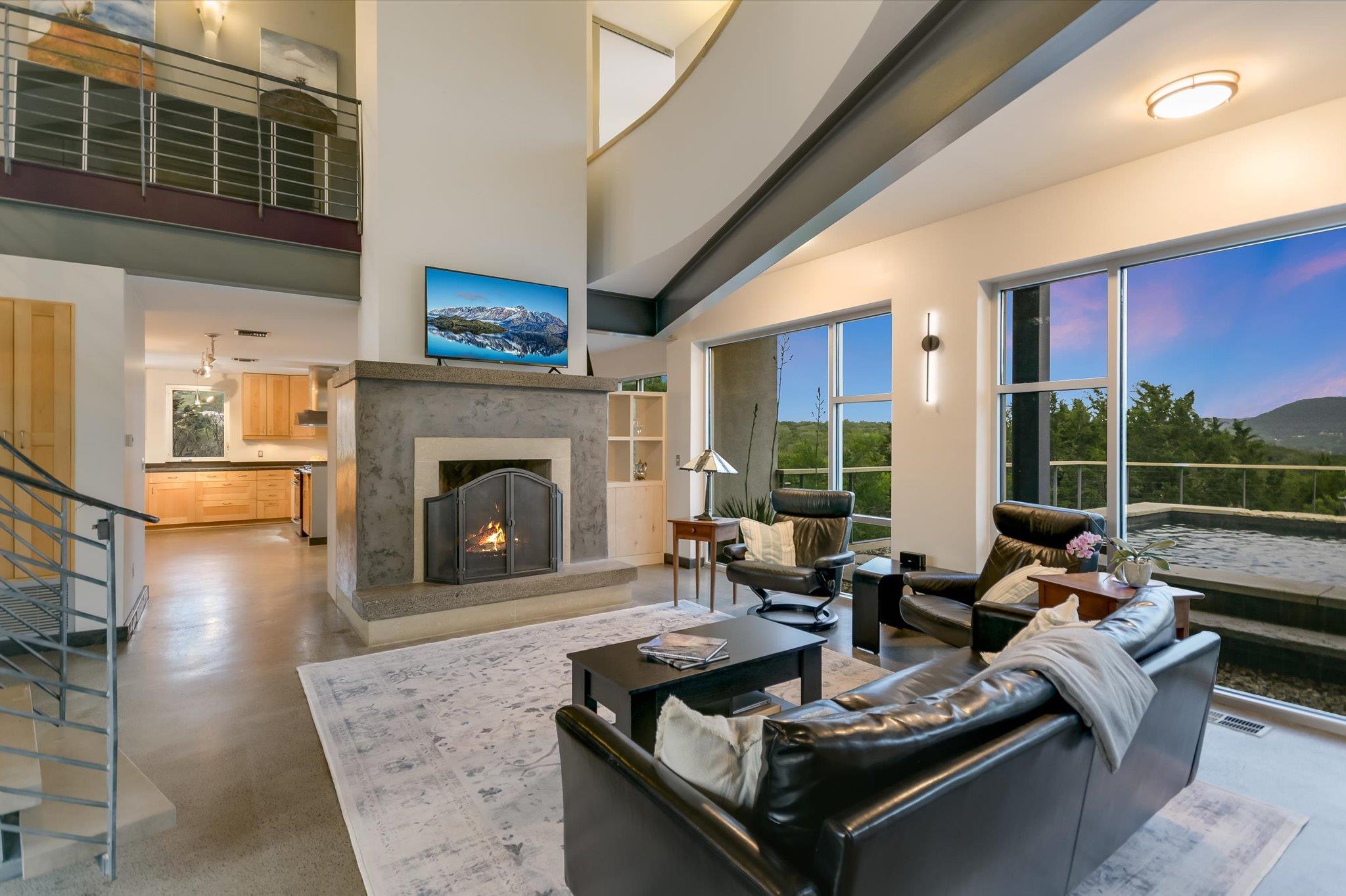 8207 Moon Rise Trl, Jonestown, TX 78645