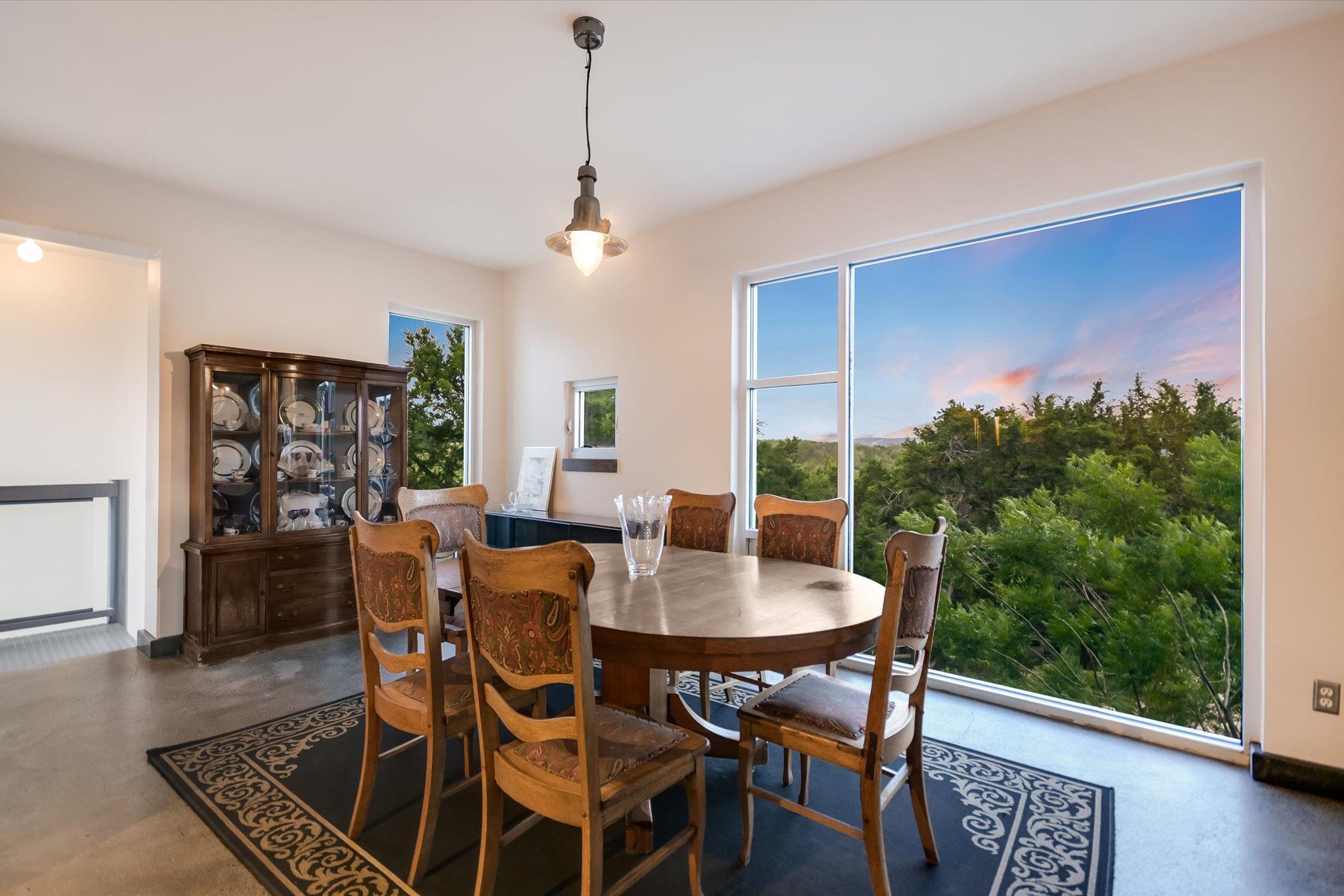 8207 Moon Rise Trl, Jonestown, TX 78645