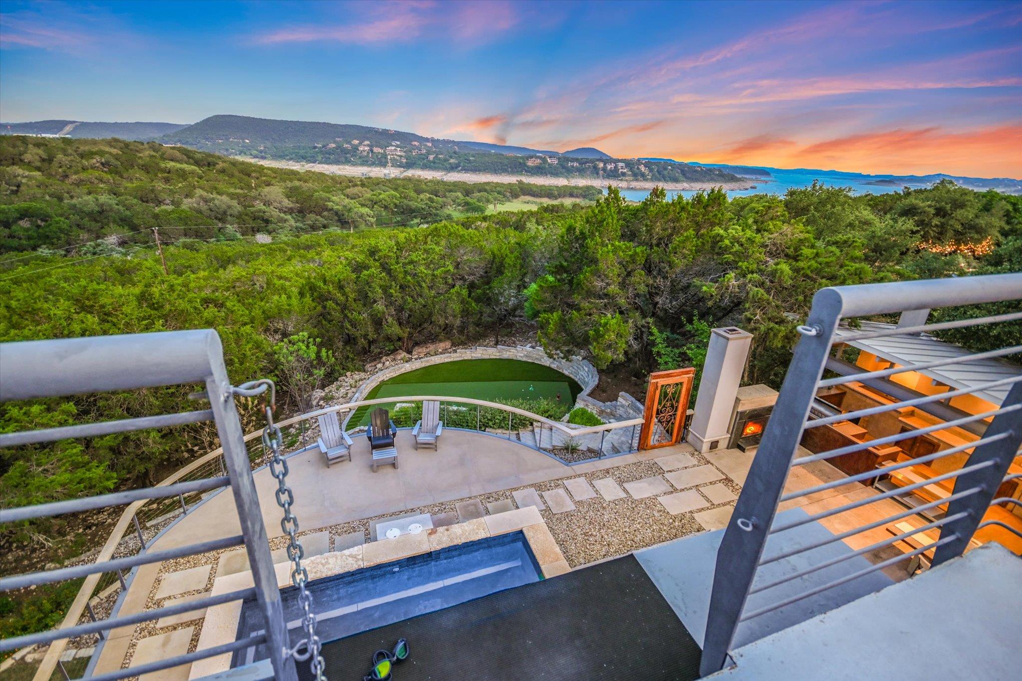 8207 Moon Rise Trl, Jonestown, TX 78645