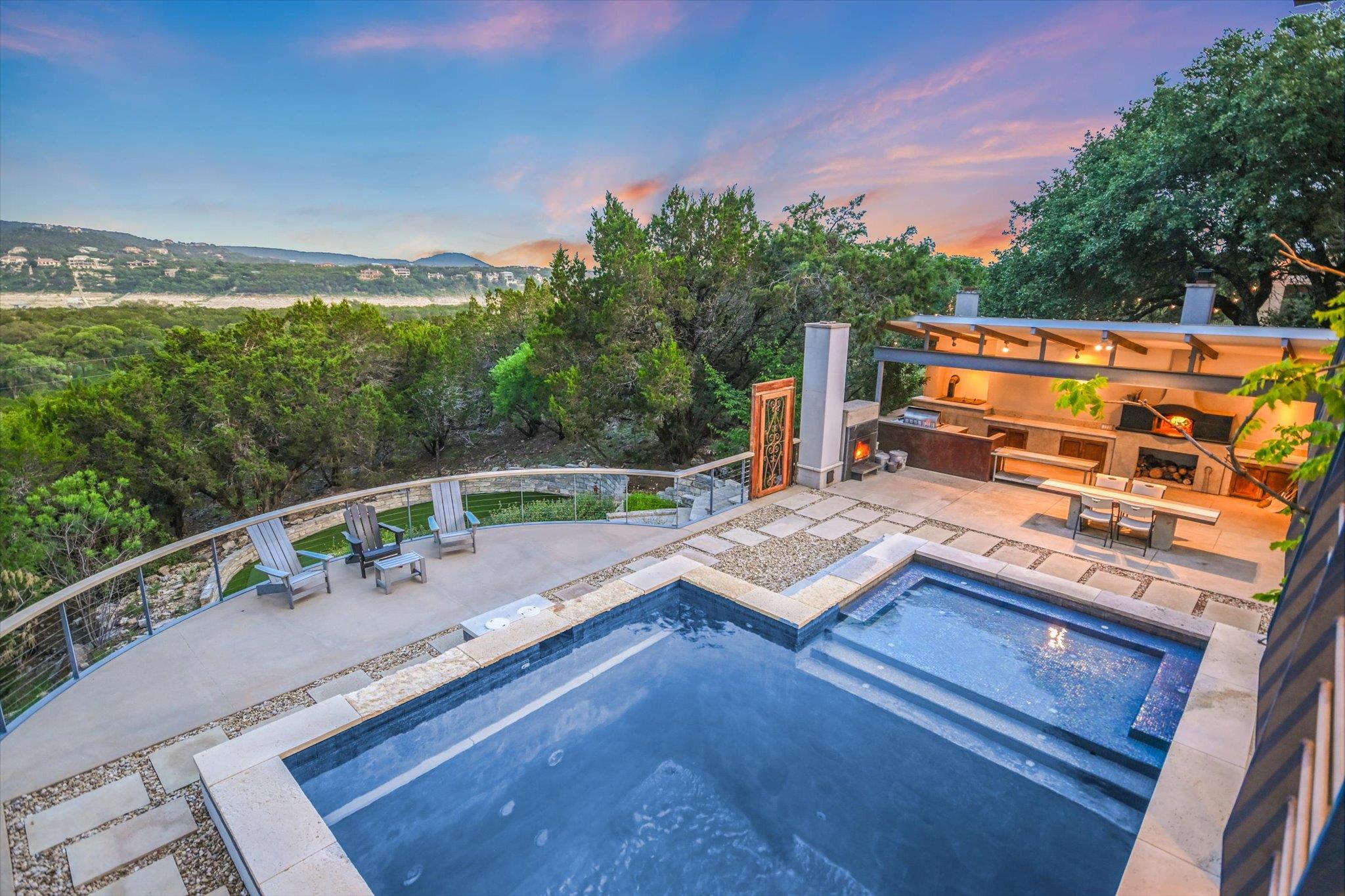 8207 Moon Rise Trl, Jonestown, TX 78645