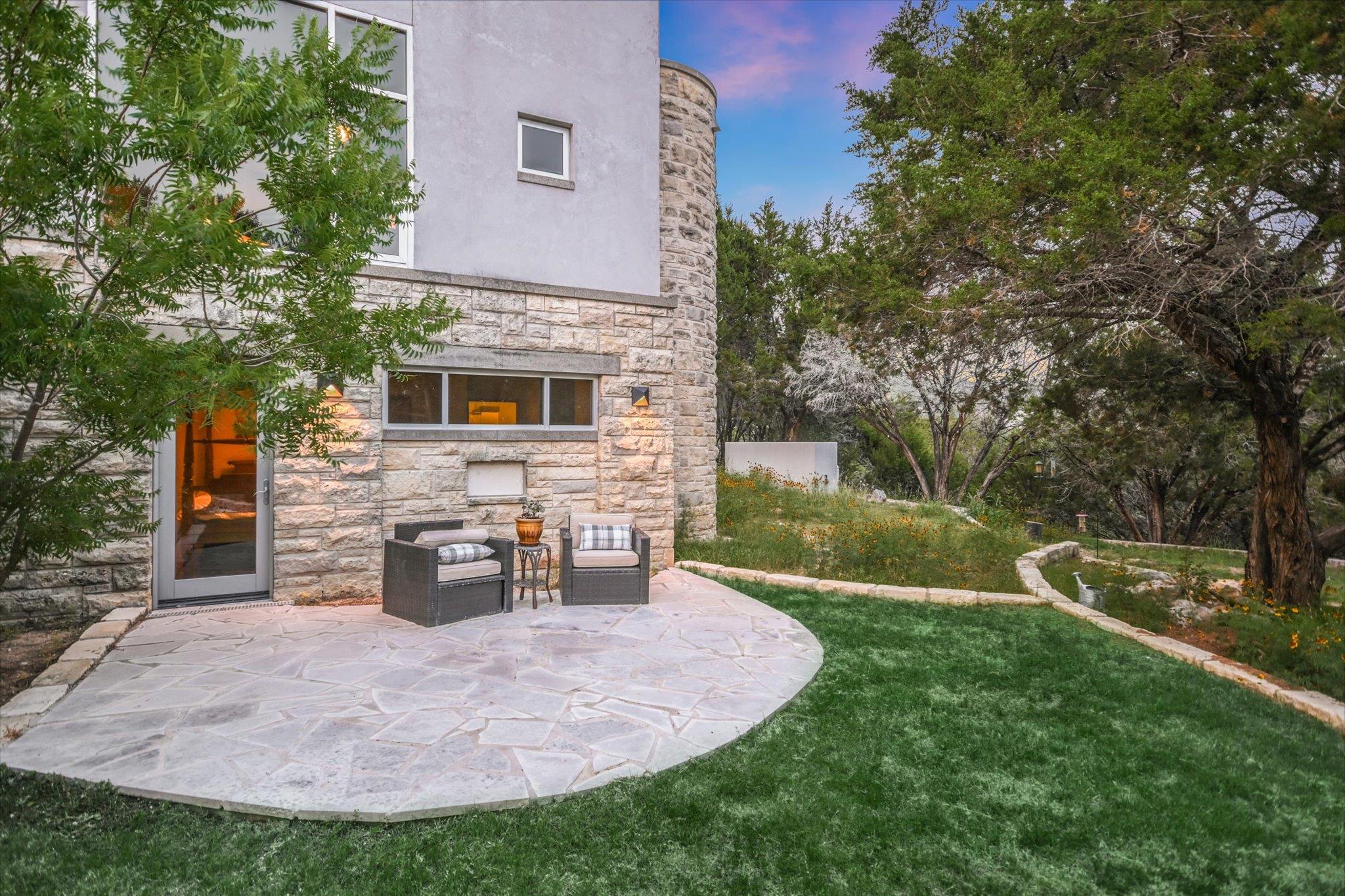 8207 Moon Rise Trl, Jonestown, TX 78645