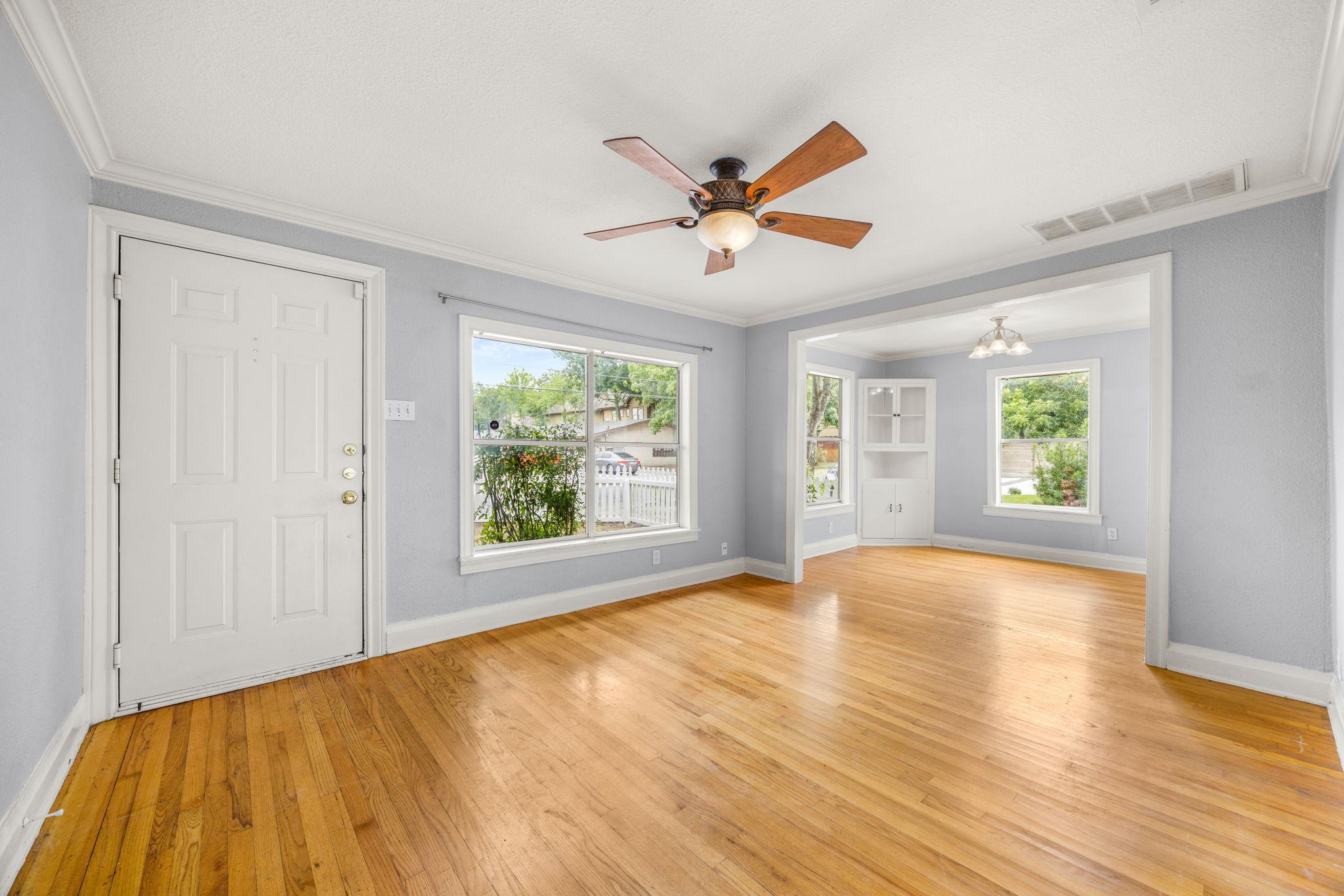 5513 Jim Hogg Ave, Austin, TX 78756