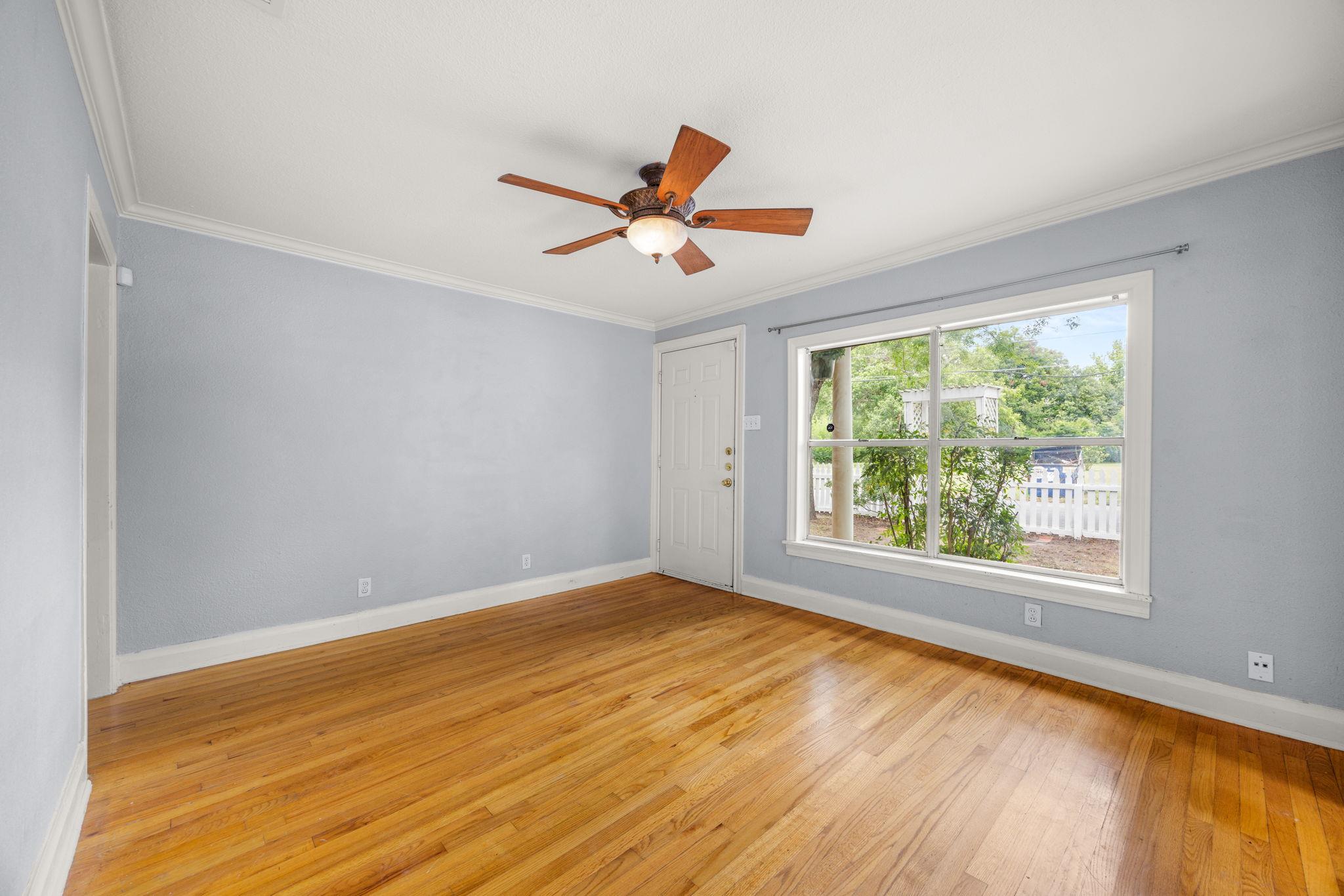 5513 Jim Hogg Ave, Austin, TX 78756