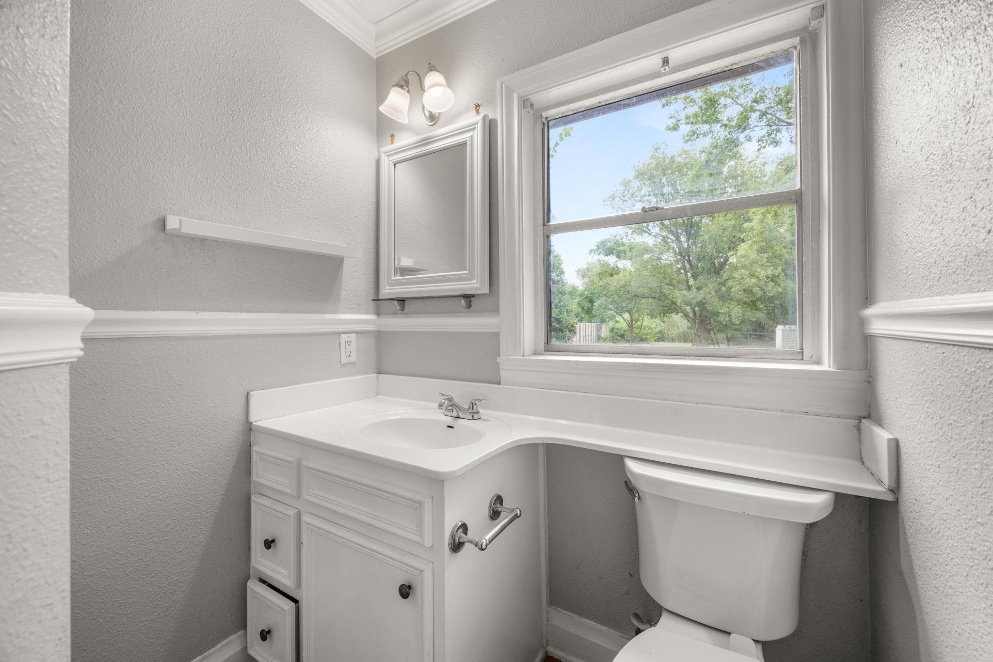 5513 Jim Hogg Ave, Austin, TX 78756