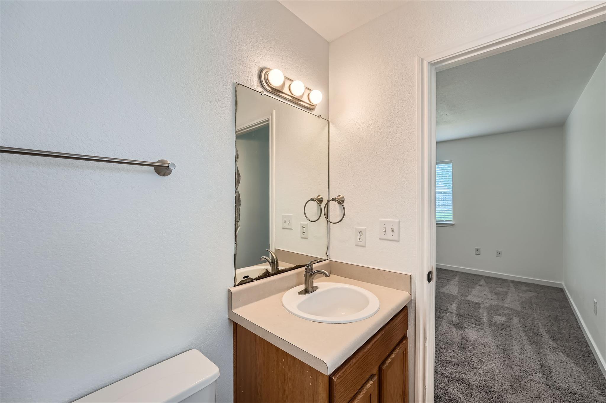 12404 Campana Dr, Del Valle, TX 78617