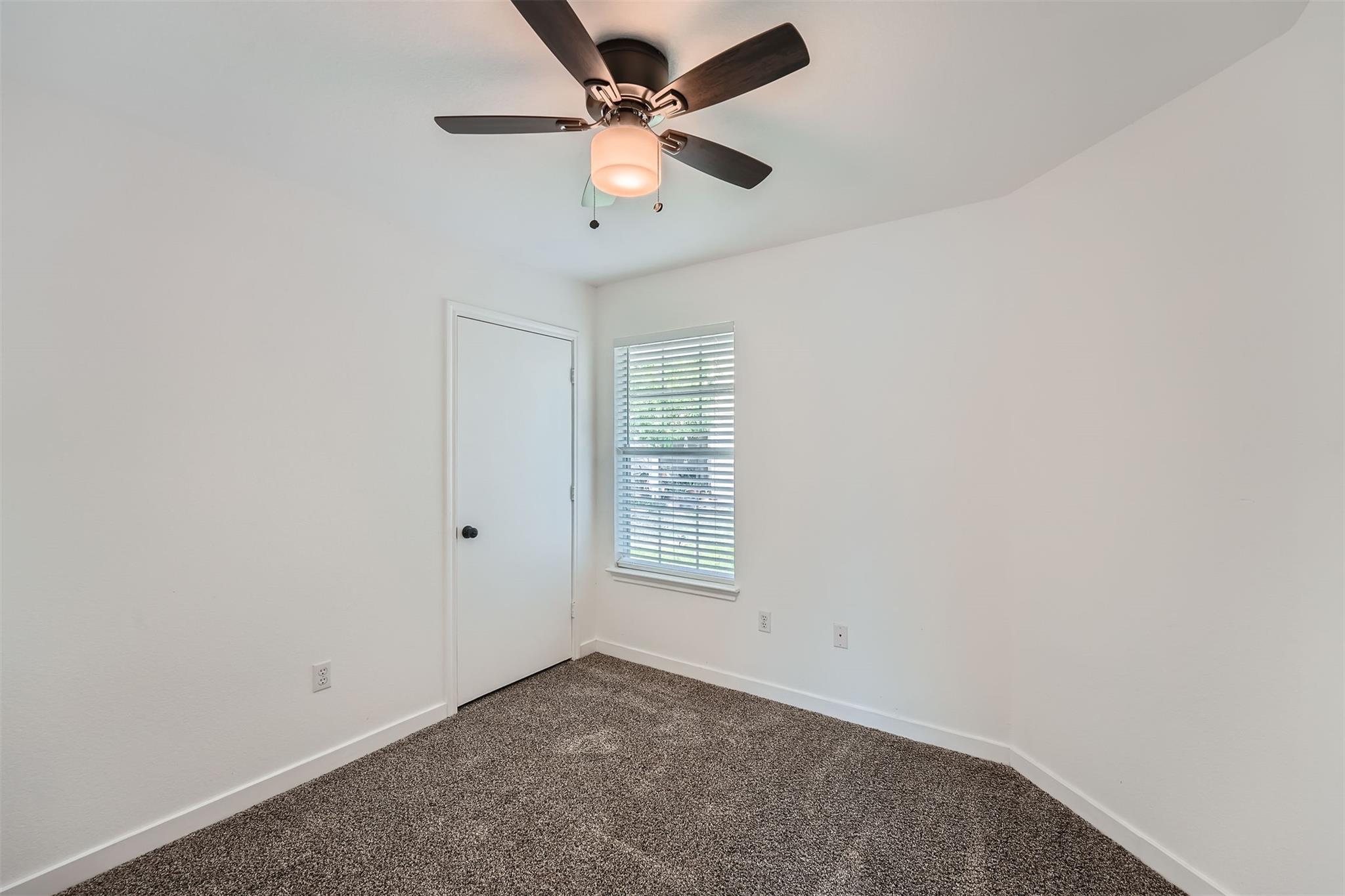 12404 Campana Dr, Del Valle, TX 78617