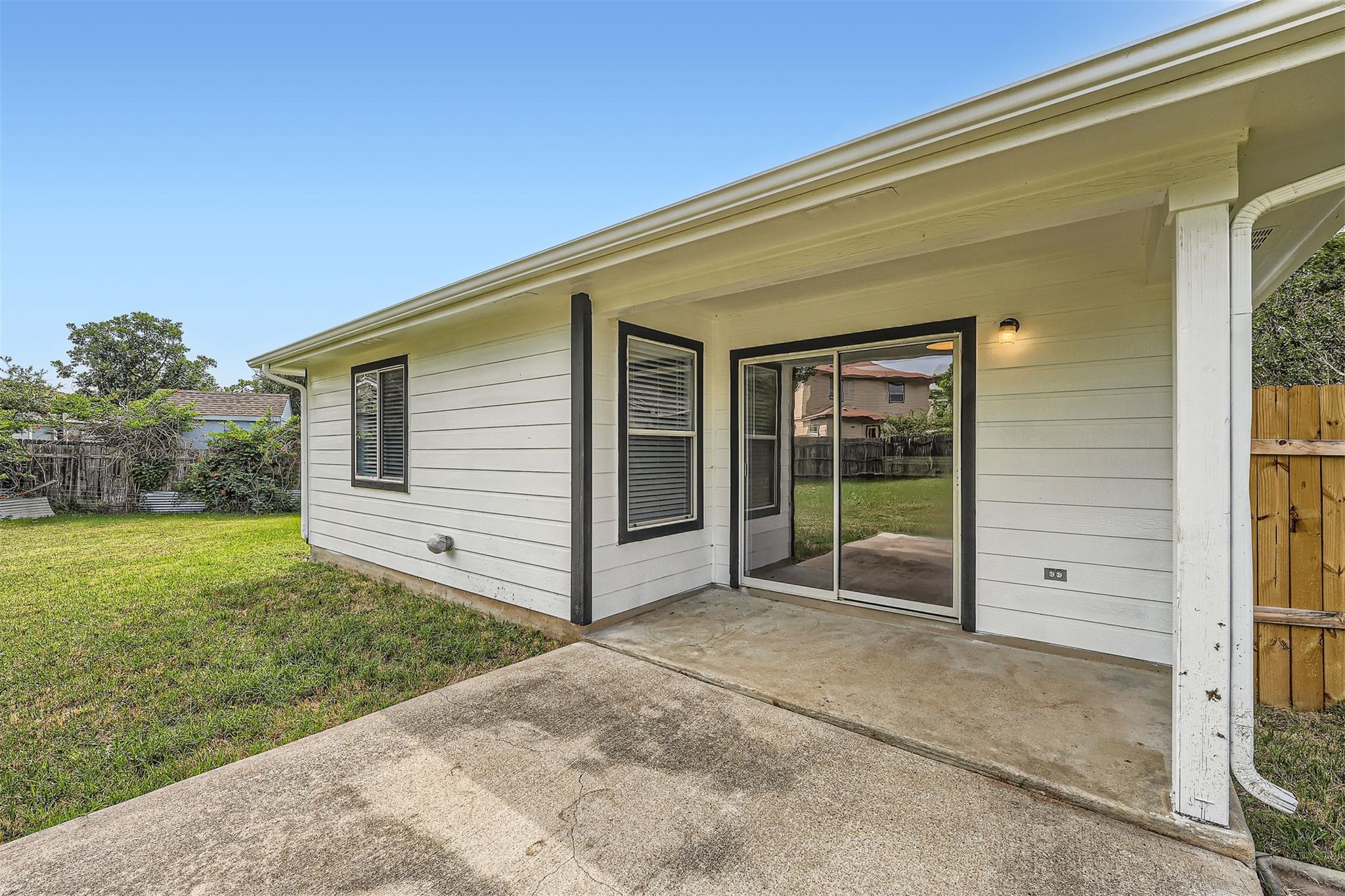 12404 Campana Dr, Del Valle, TX 78617