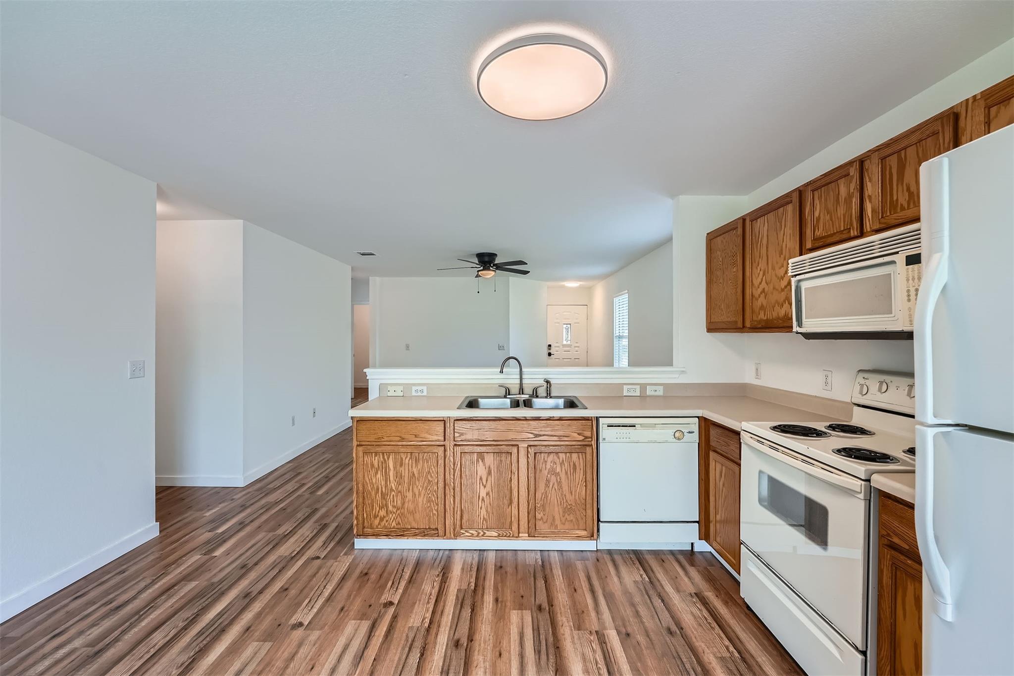 12404 Campana Dr, Del Valle, TX 78617