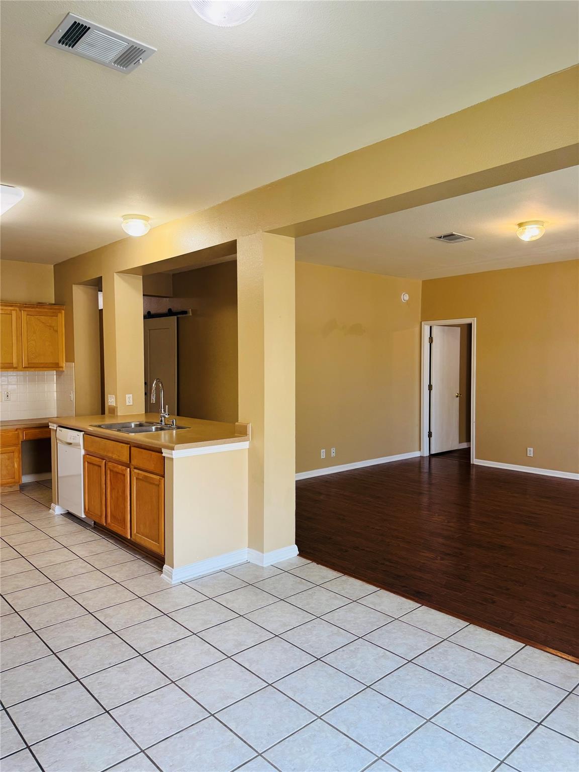 8217 Menlo Park Pl, Round Rock, TX 78681