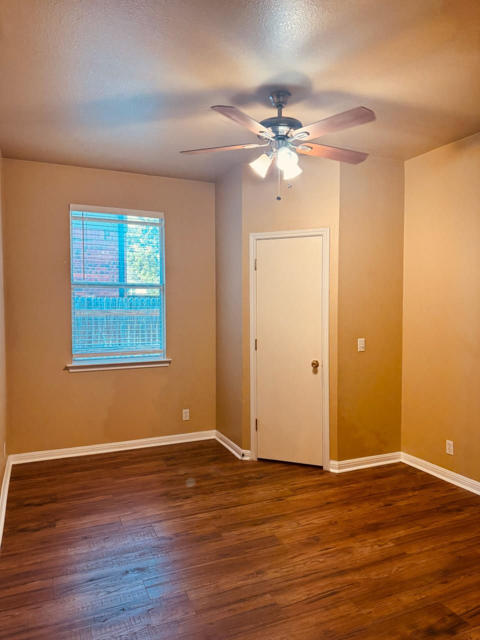8217 Menlo Park Pl, Round Rock, TX 78681