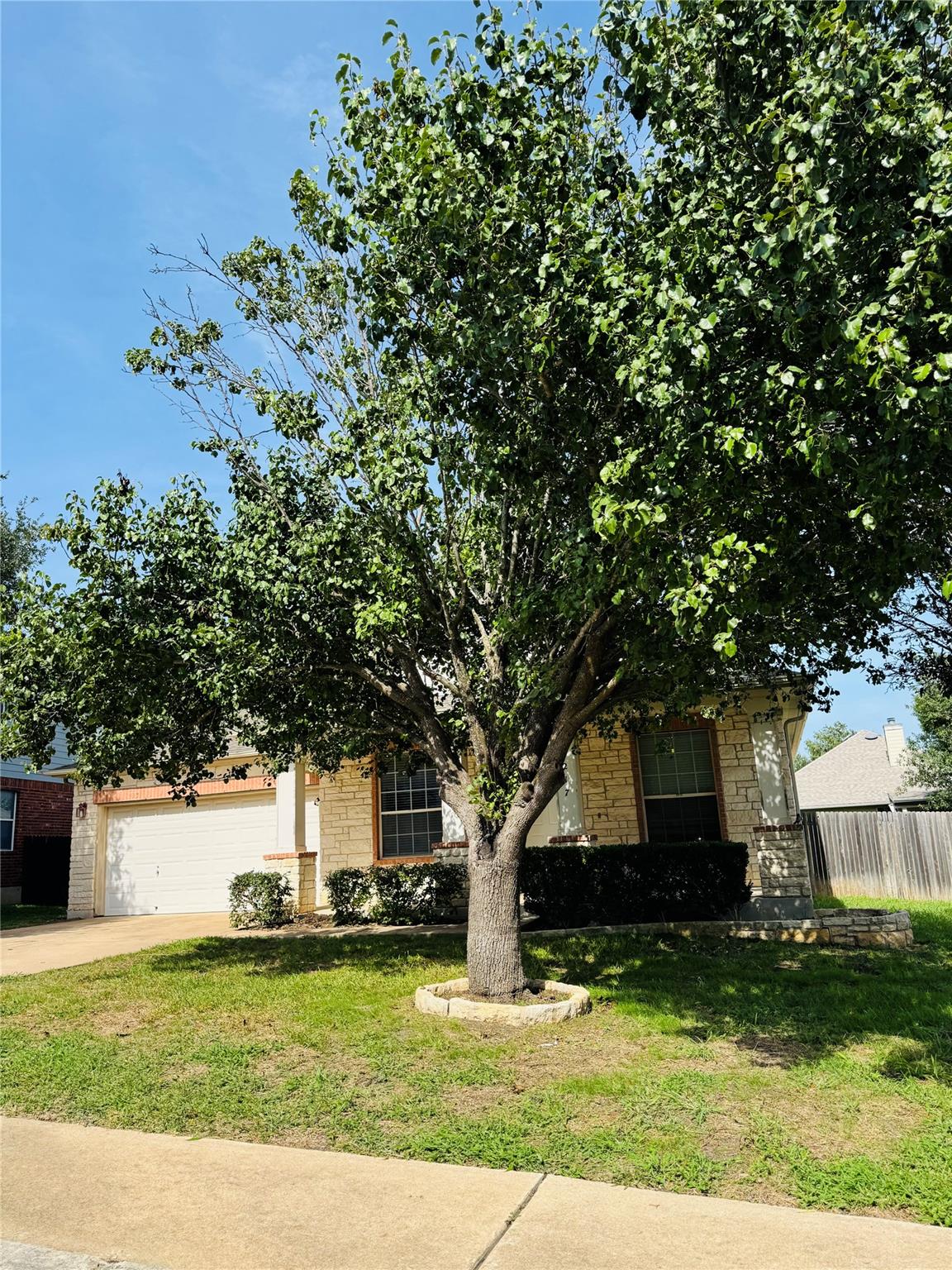 8217 Menlo Park Pl, Round Rock, TX 78681